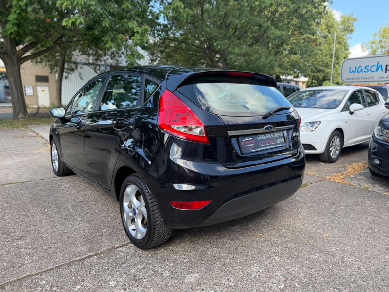 Ford Fiesta *KLIMAANLAGE*ALUFELGEN*SITZHEIZUNG*4/5-TÜR — photo 5