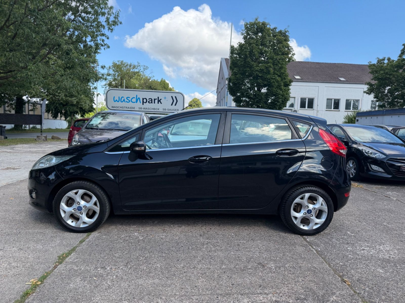 Ford Fiesta *KLIMAANLAGE*ALUFELGEN*SITZHEIZUNG*4/5-TÜR — photo 8