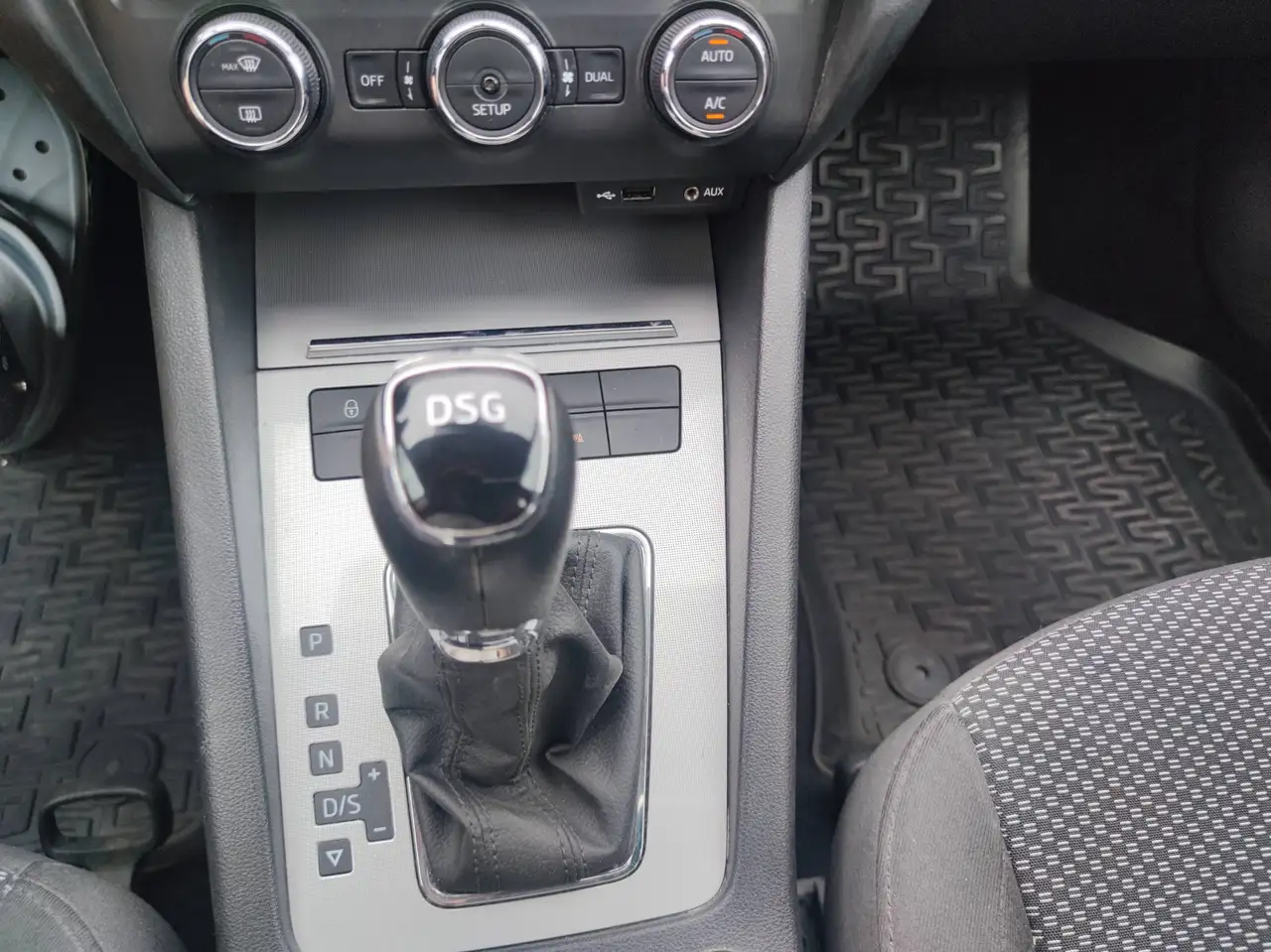 Skoda Octavia Combi — photo 19 sur 27