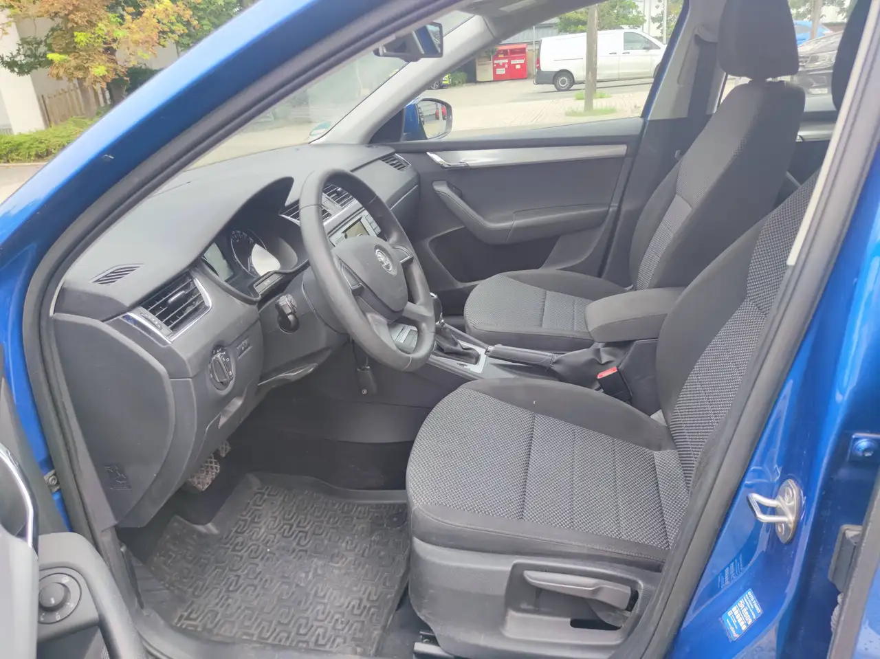 Skoda Octavia Combi — photo 25 sur 27
