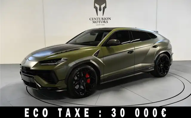 2023 Lamborghini Urus in Green for sale