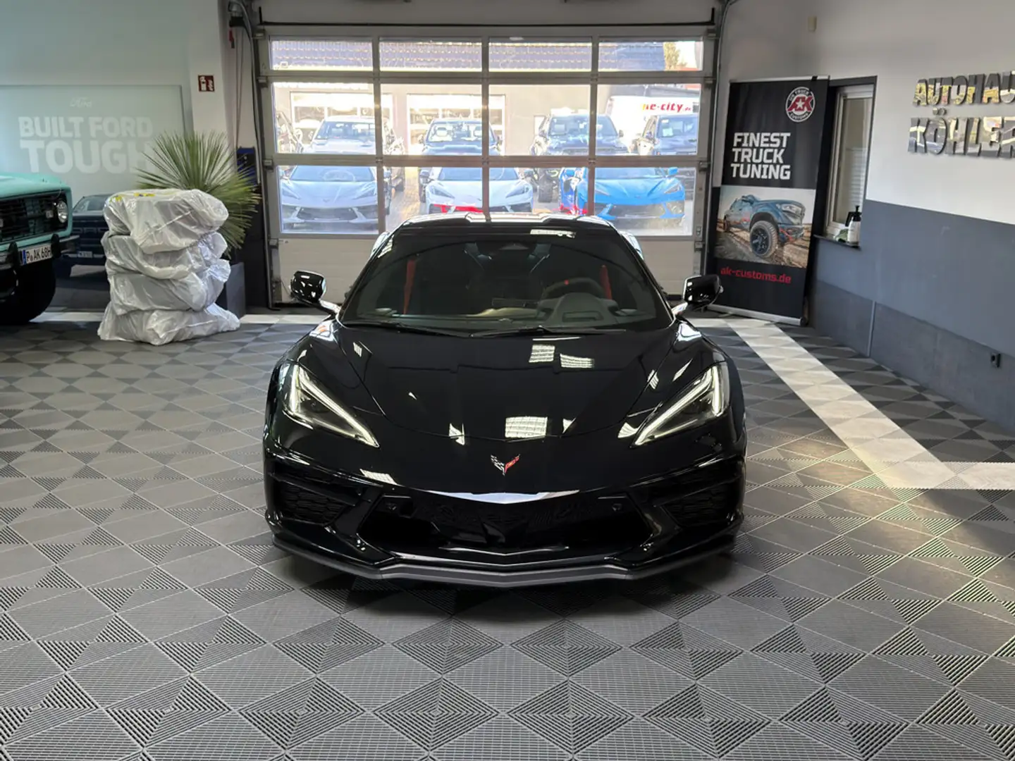 Corvette C8 Coupe 3LT, Lift, VOLL!!! Schwarz - 2