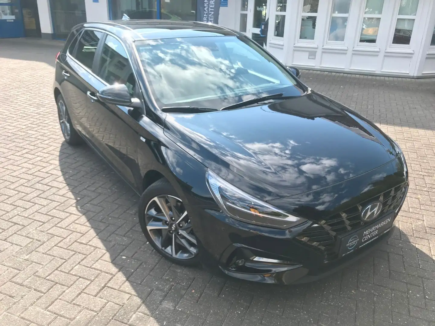 Hyundai i30 Prime Hybrid, Navi*LED*PanoD*RFK*Blis*AWR Noir - 1