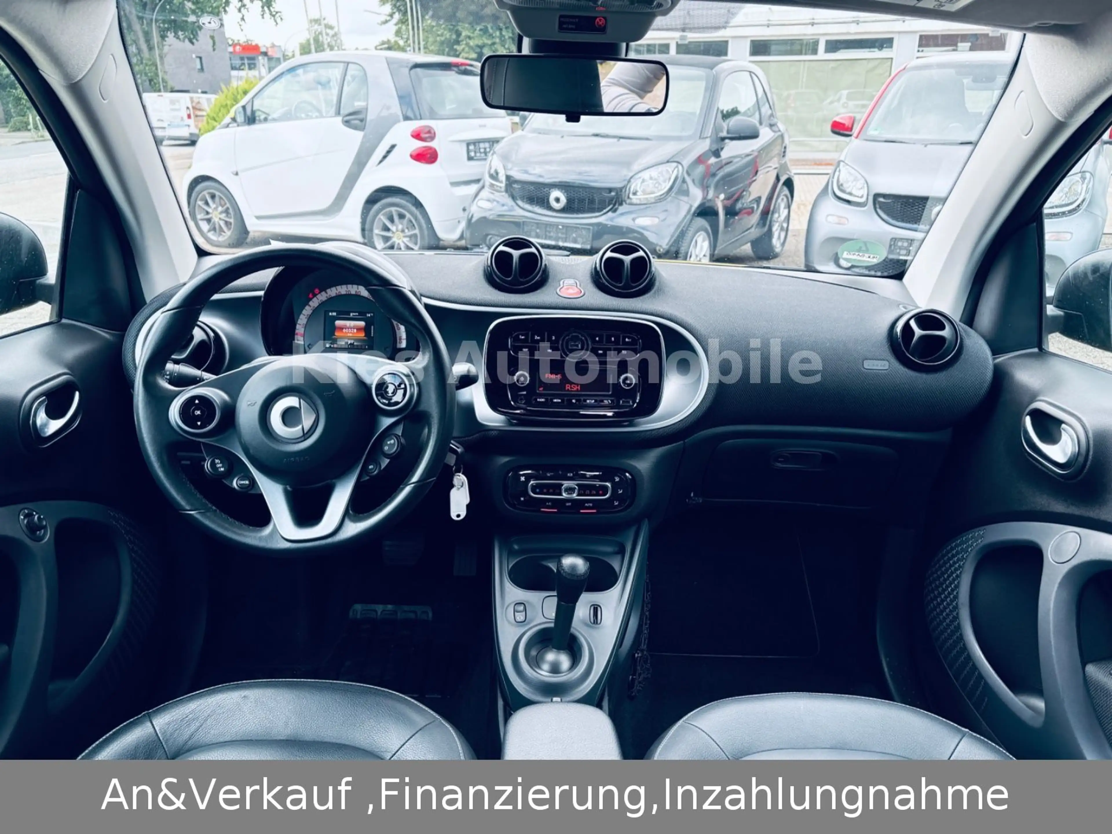 smart forTwo Prime AUTOM/LEDER/SITZH/PANO/KLIMA — photo 7