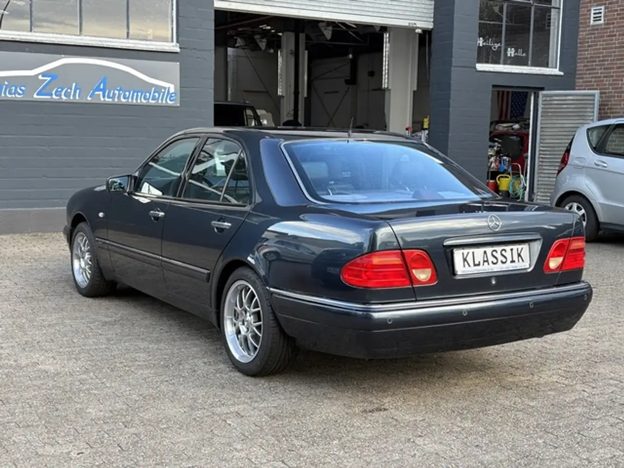 Mercedes-Benz E 280 Avantgarde * Leder * Xenon * PDC, foto 4