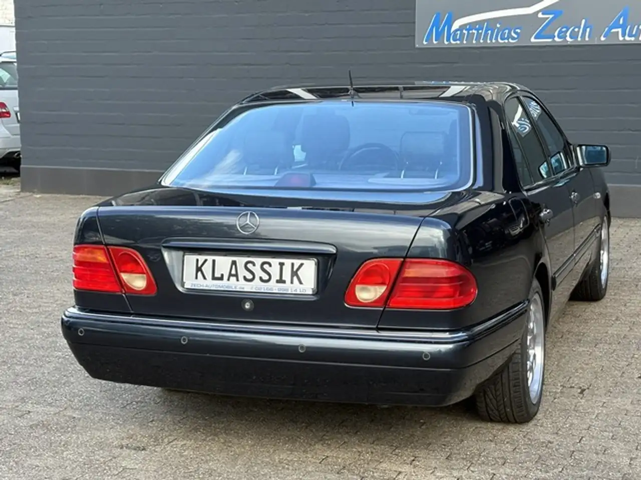 Mercedes-Benz E 280 Avantgarde * Leder * Xenon * PDC, foto 6