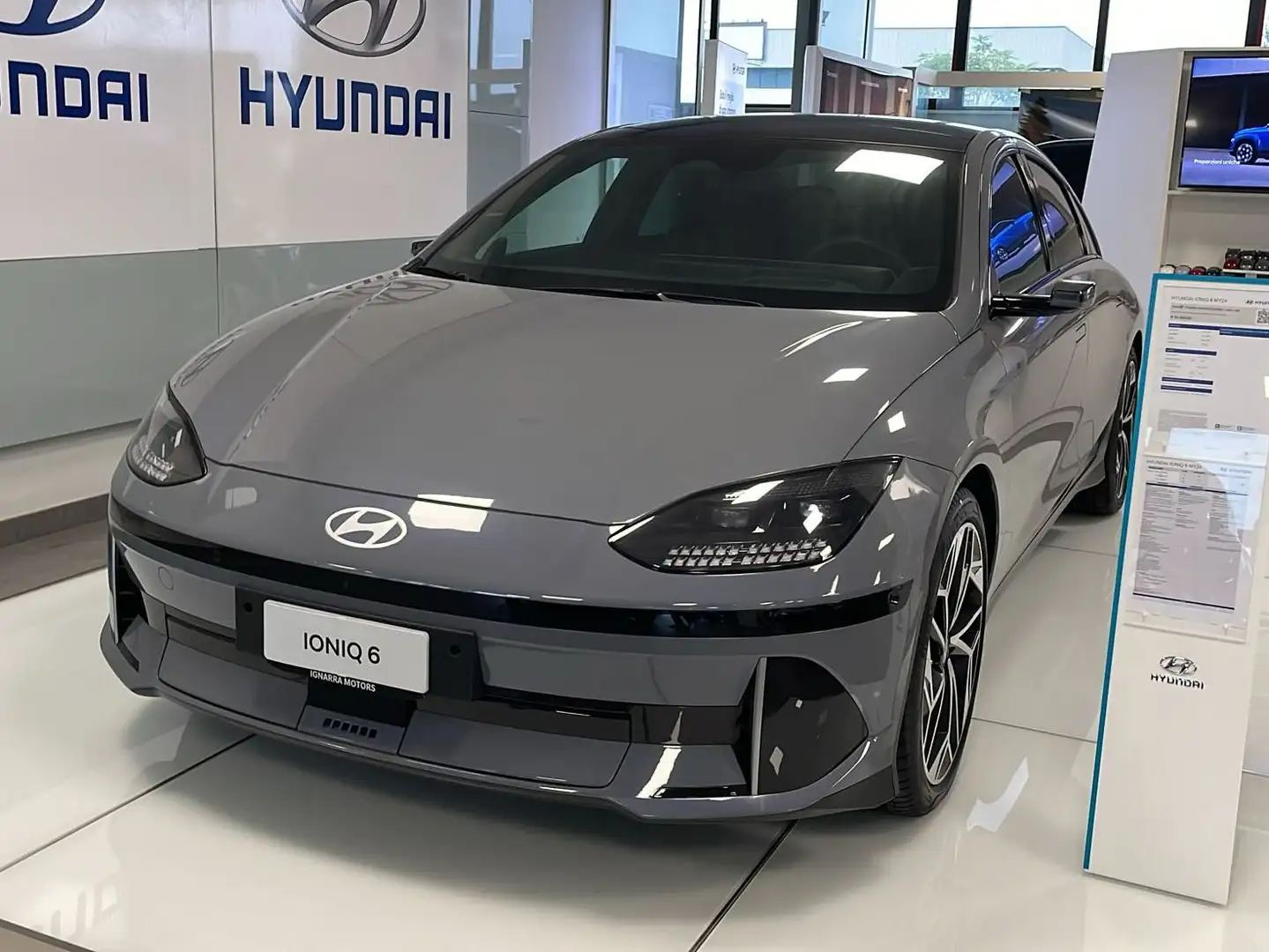 Hyundai IONIQ 6 77.4KWH 2WD EVOLUTION + DM + SR 8005 Szary - 1