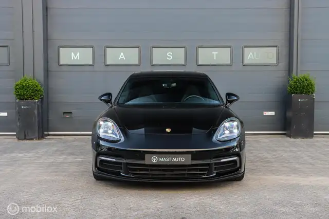 Porsche Panamera view 2
