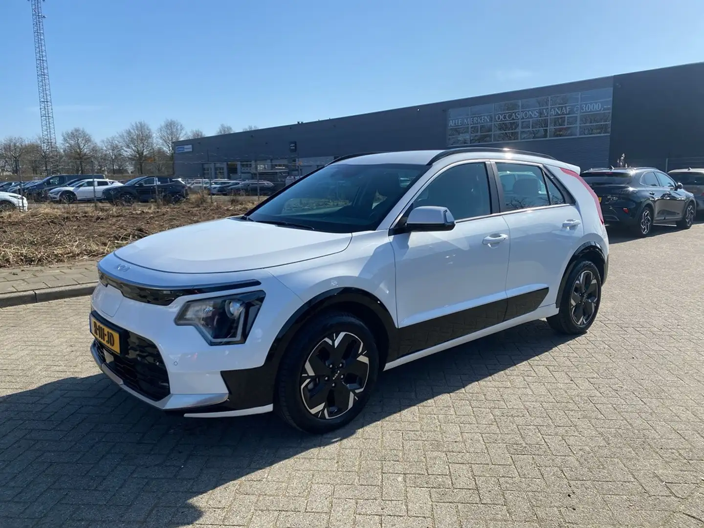 Kia e-Niro EV DynamicLine 64.8 kWh € 2000,= INRUILPREMIE !!!! Wit - 2