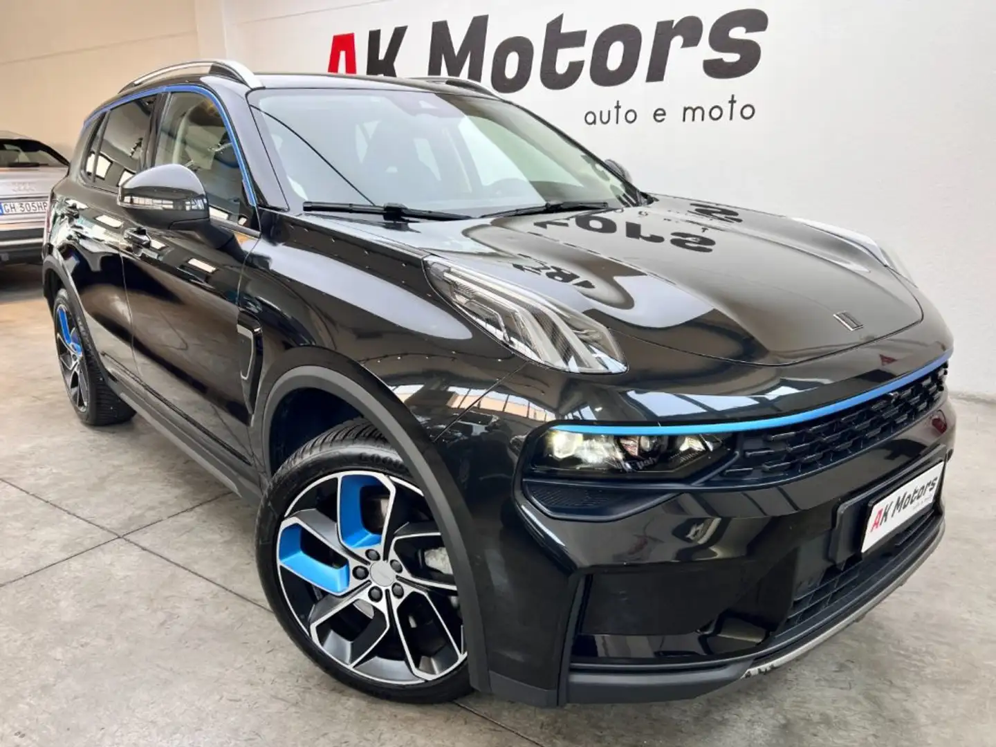 Lynk & Co 01 PHEV Noir - 1