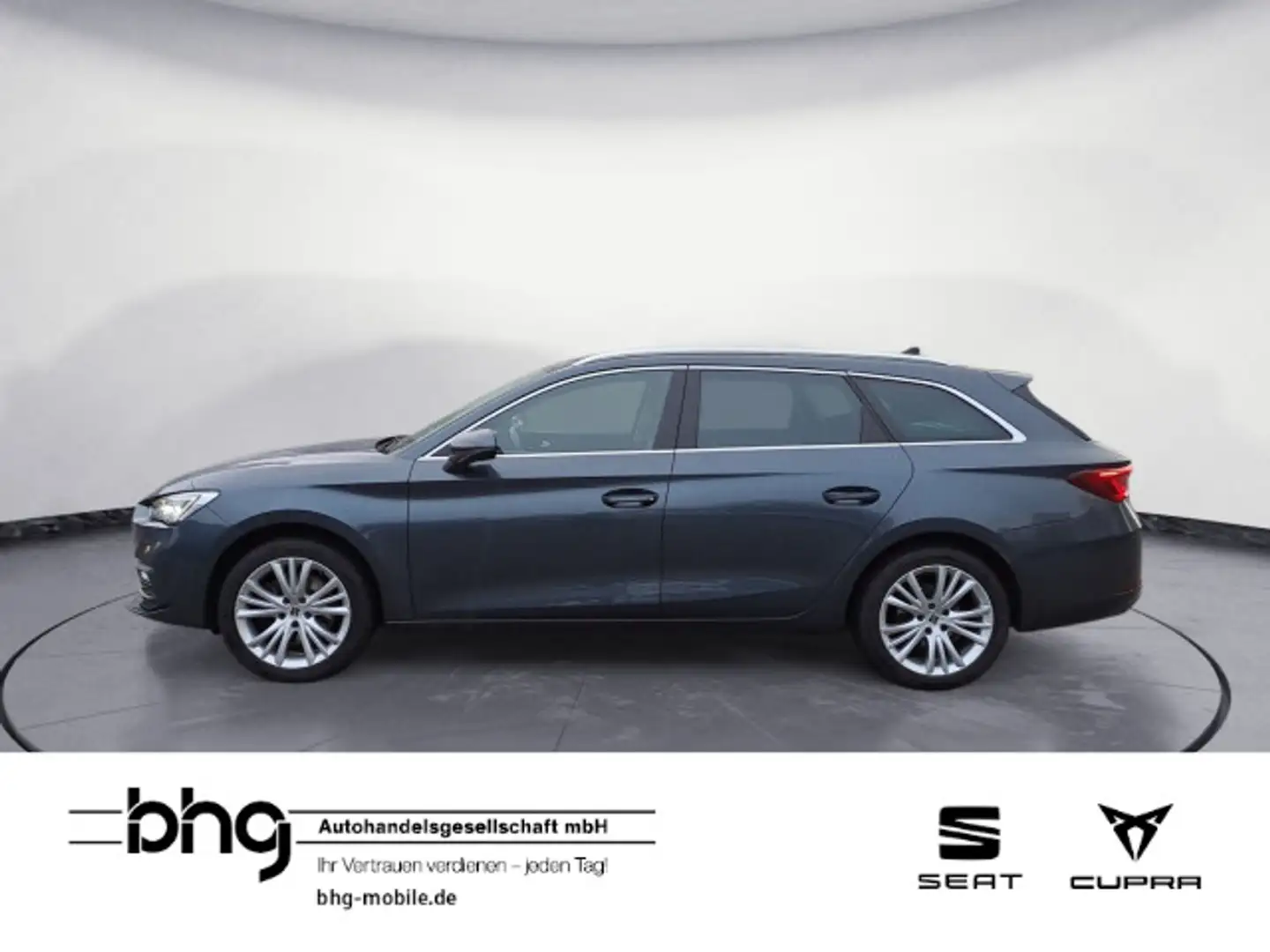 SEAT Leon Sportstourer 2.0 TDI DSG Style Grau - 2