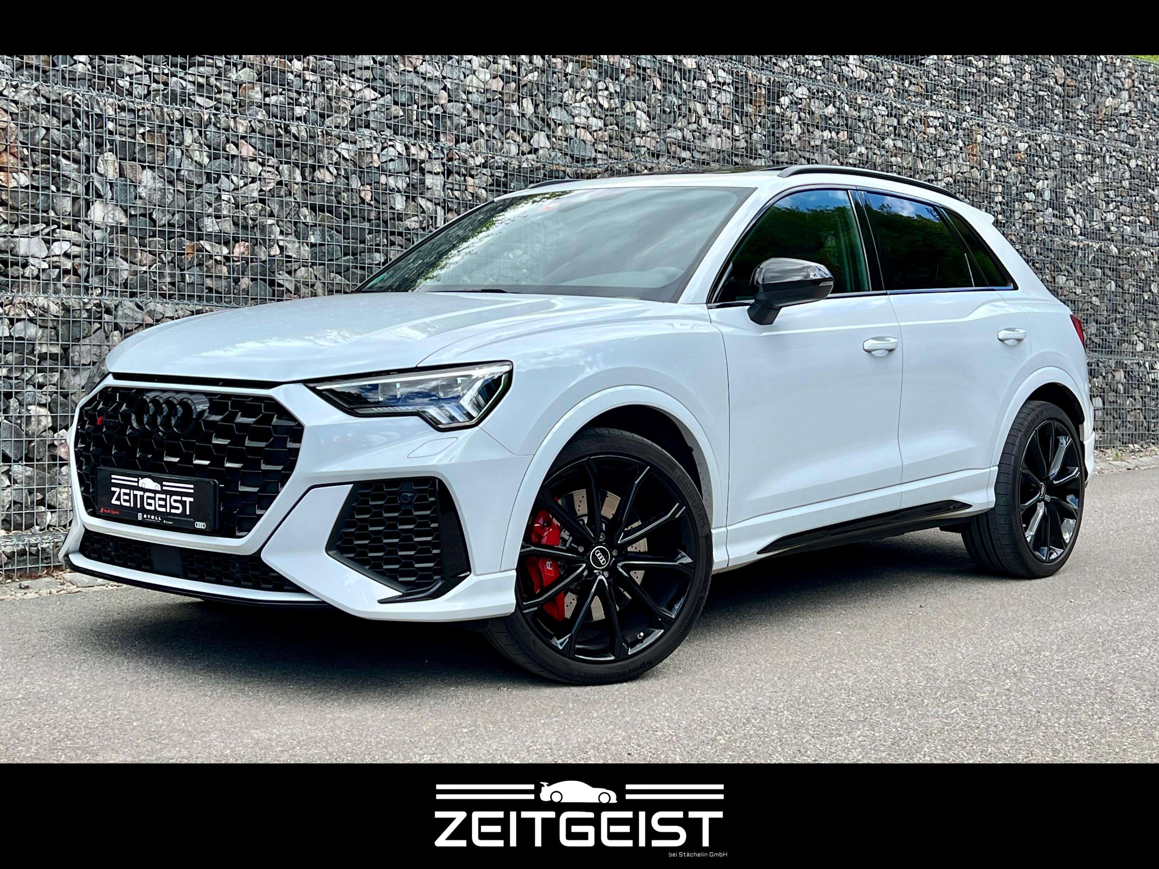 Second hand Audi Rsq3 TFSI
