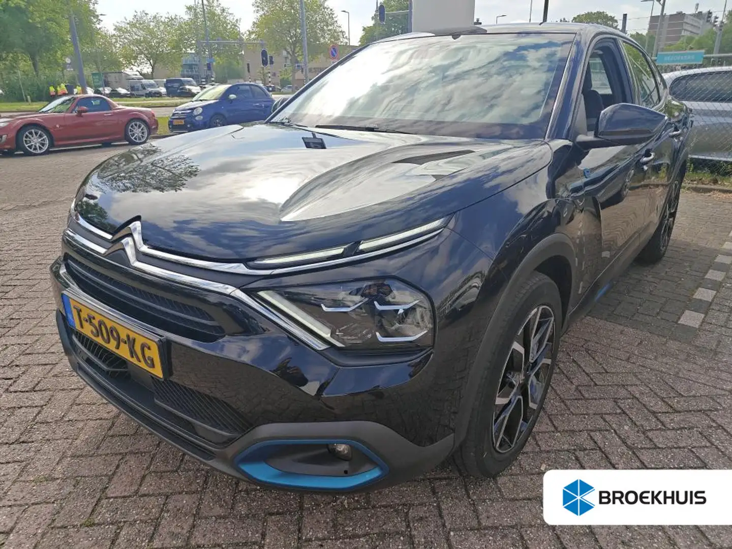 Citroen E-C4 X Feel Pack 50 kWh 3 Fase | Navigatie | Stuur/Stoelv Schwarz - 1