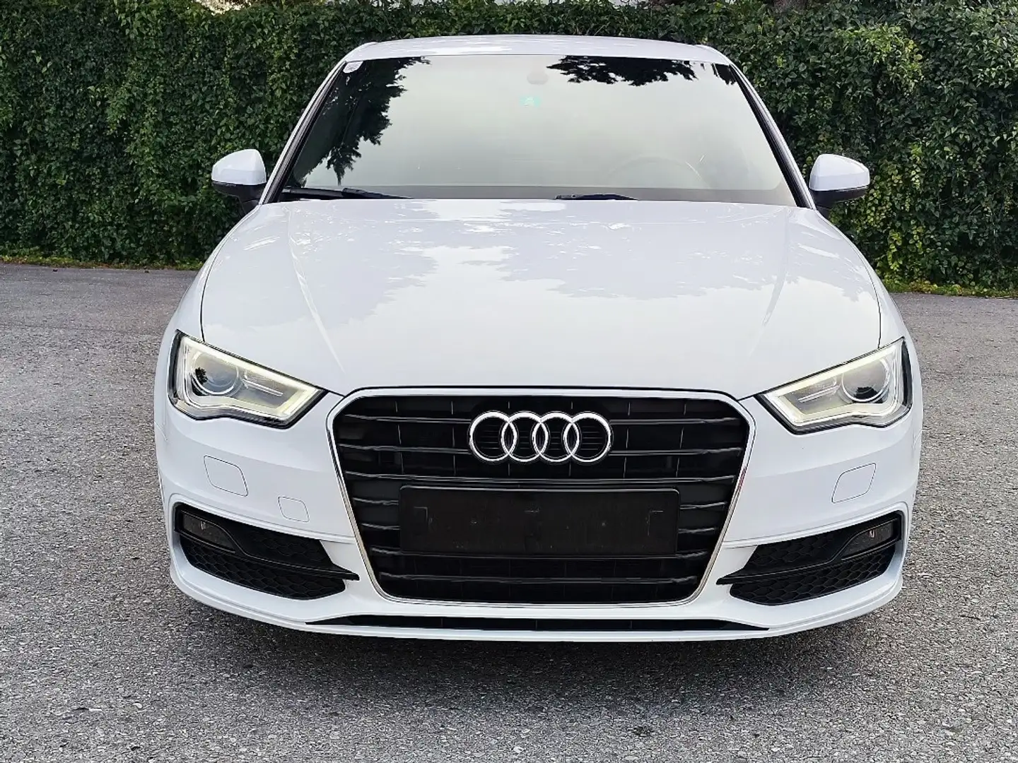 Audi A3 S line Sportpaket Weiß - 2