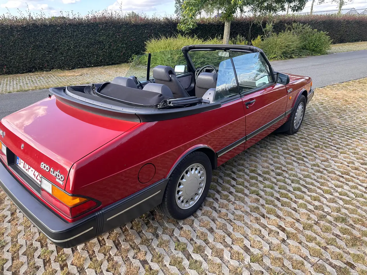 Saab 900 Turbo, foto 3