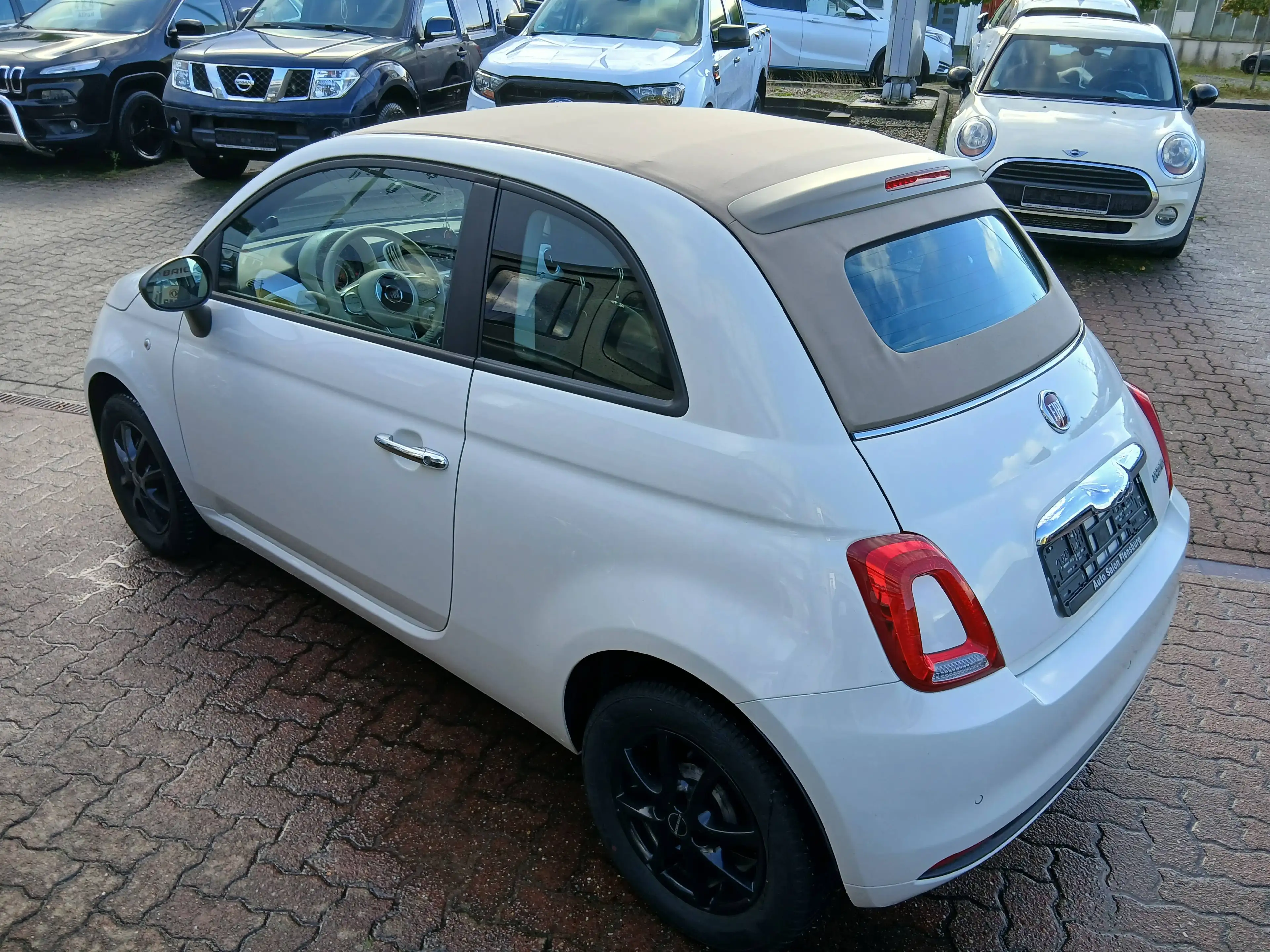 Fiat 500C Hybrid*Klima*Top Zustand*TÜV Neu — photo 7