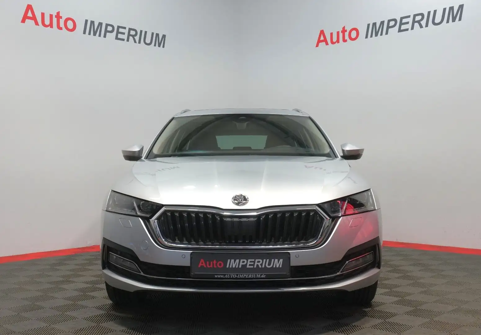 Skoda Octavia Combi Style 4x4 2. TDI*PANO*AHK*HuD*LED Argent - 2