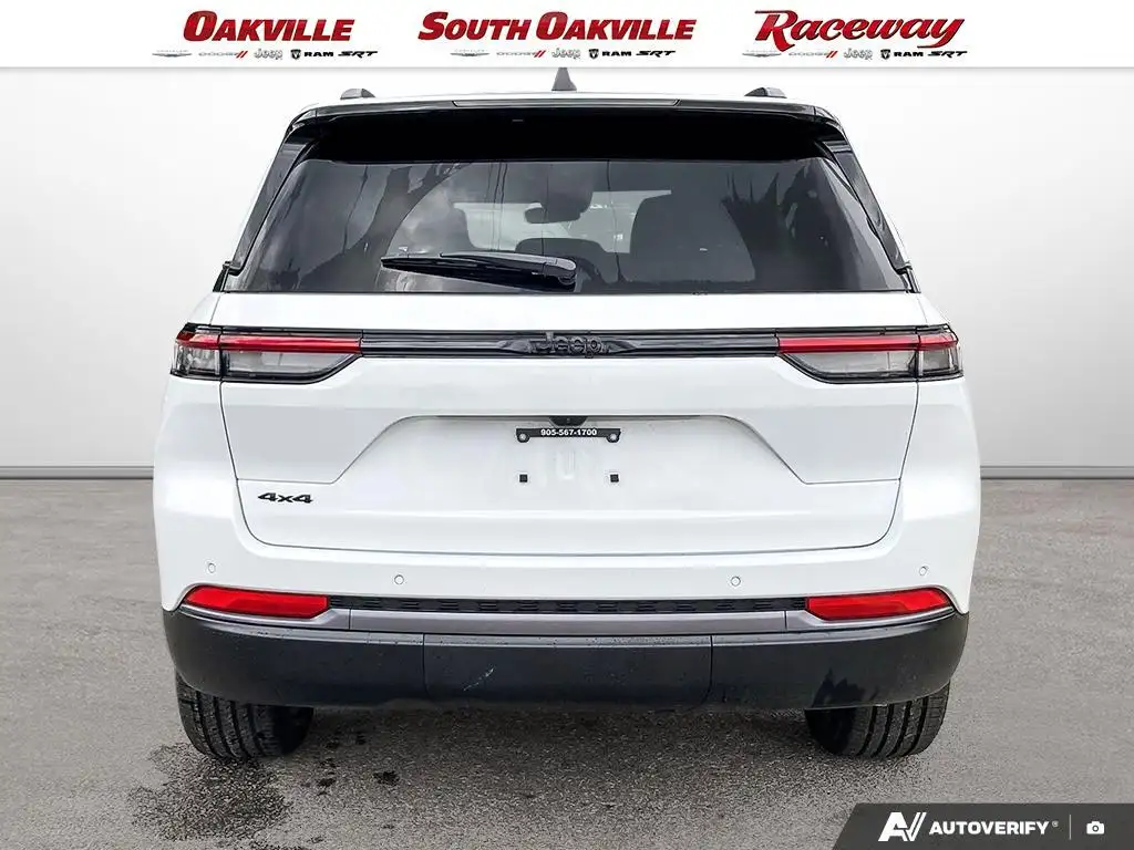 Jeep Grand Cherokee 2026 photo 5