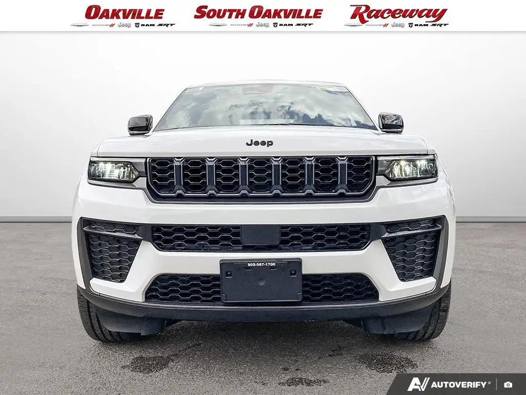 Jeep Grand Cherokee 2026 photo 2