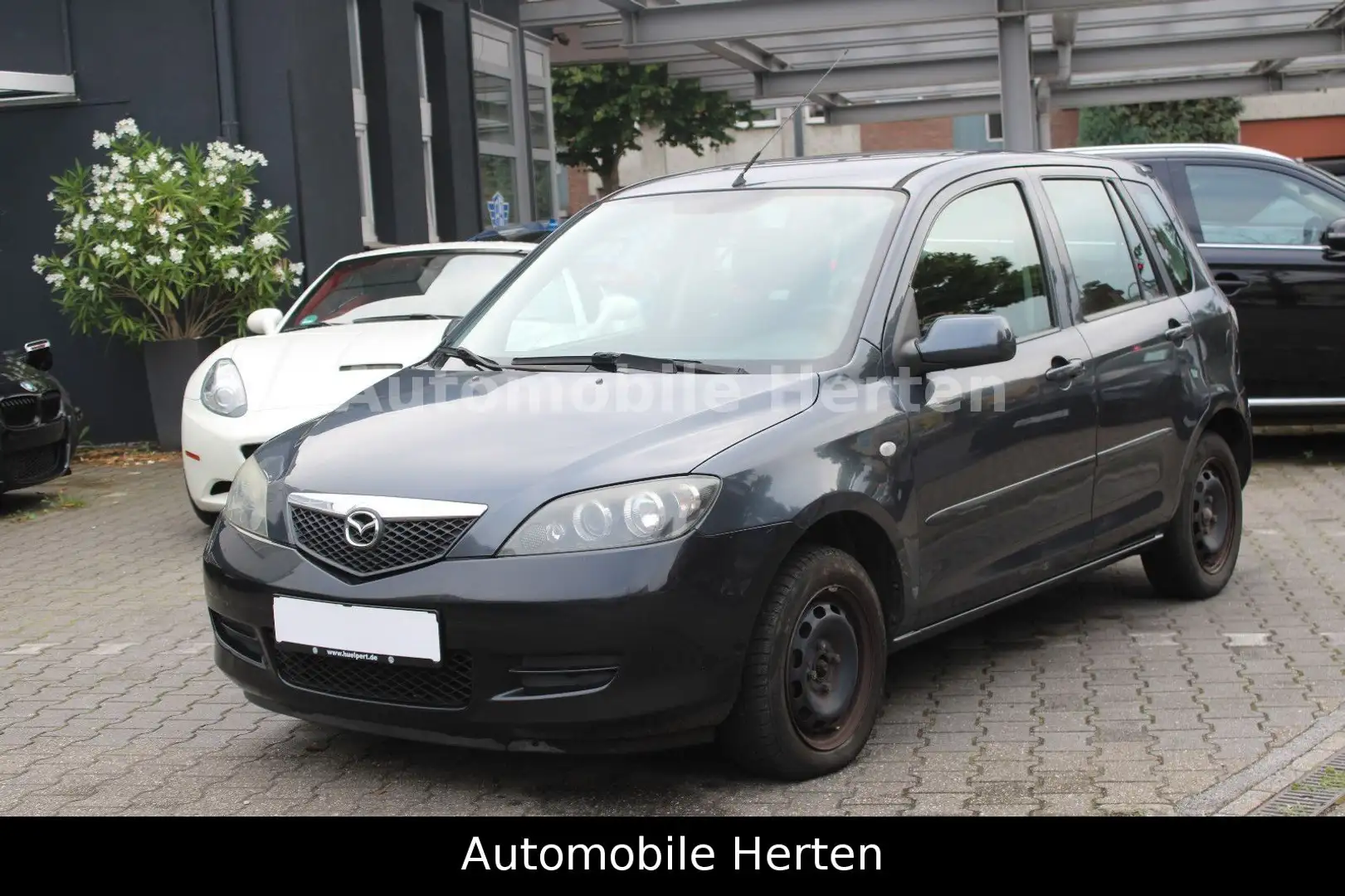 Mazda 2 Lim. 1.4 Active*KLIMA* Gris - 1