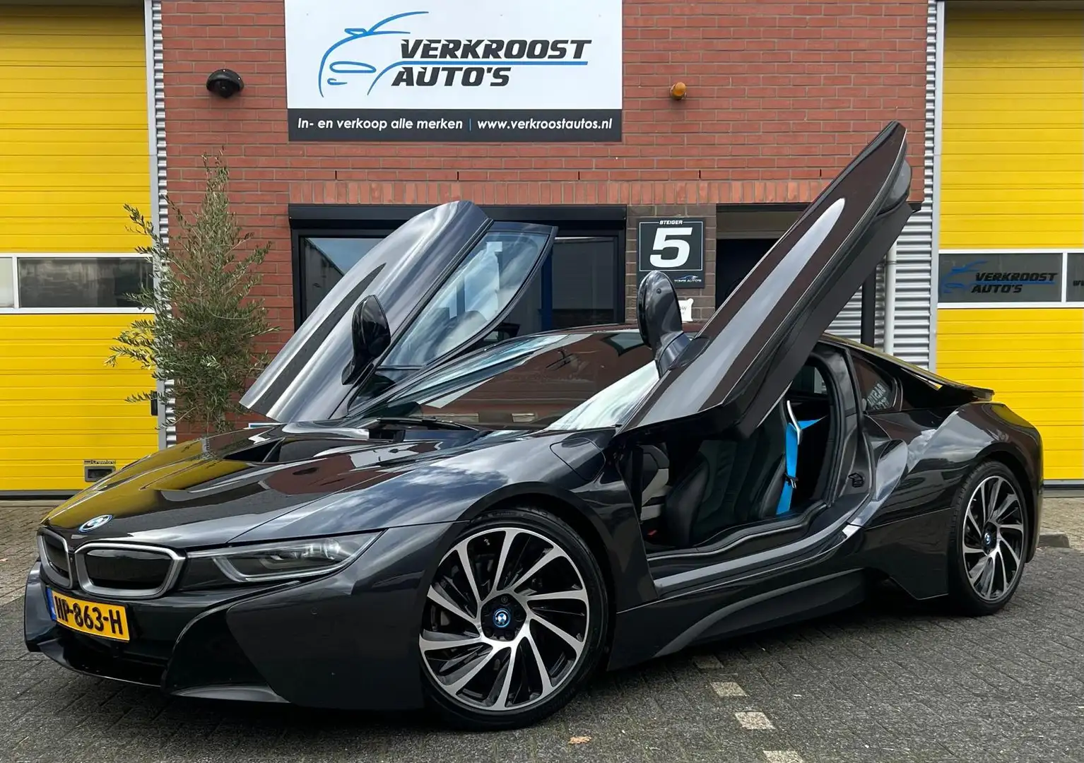 BMW i8 1.5 first edition black pakket. org nl. nieuwstaat Gris - 2