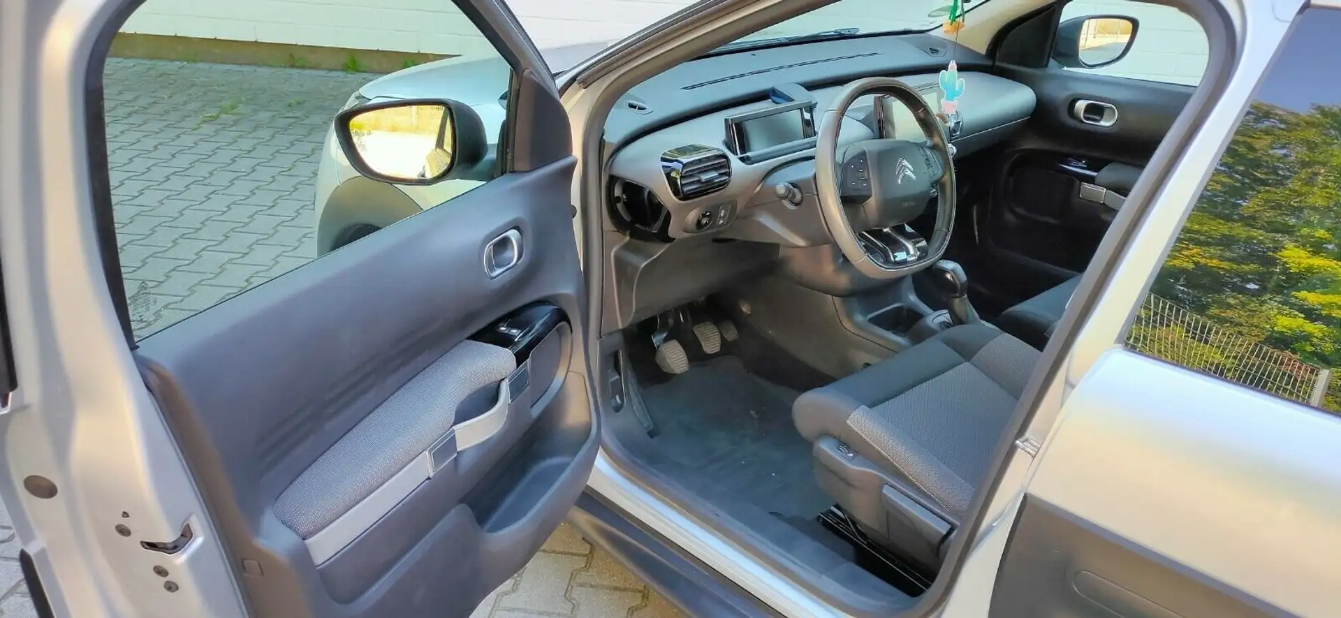 Citroen C4 Cactus C4 Cactus BlueHDi 100 Stop Silber - 2