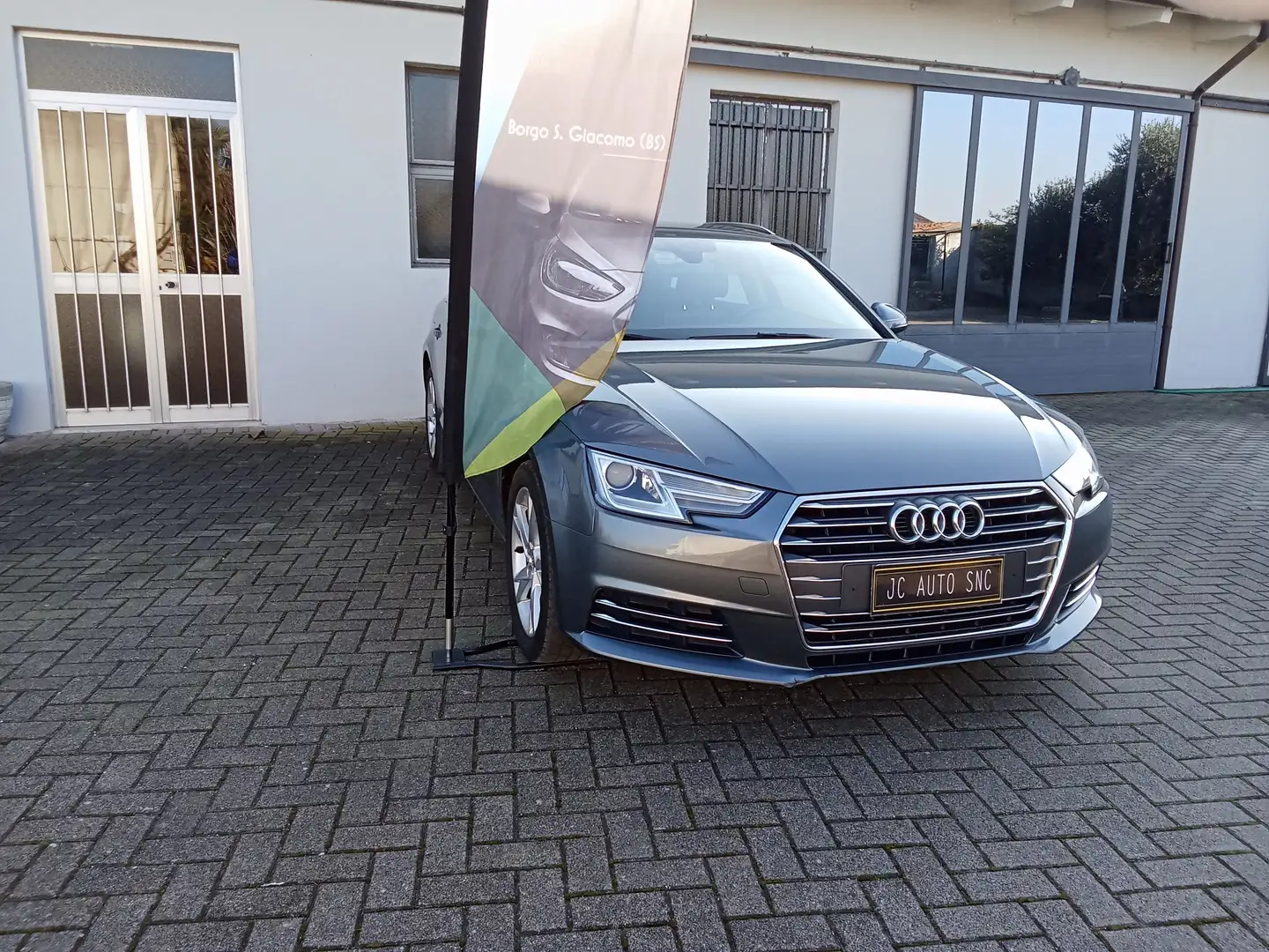 Audi A4 Avant 2.0 tdi 150cv multitronic E6 Gris - 1