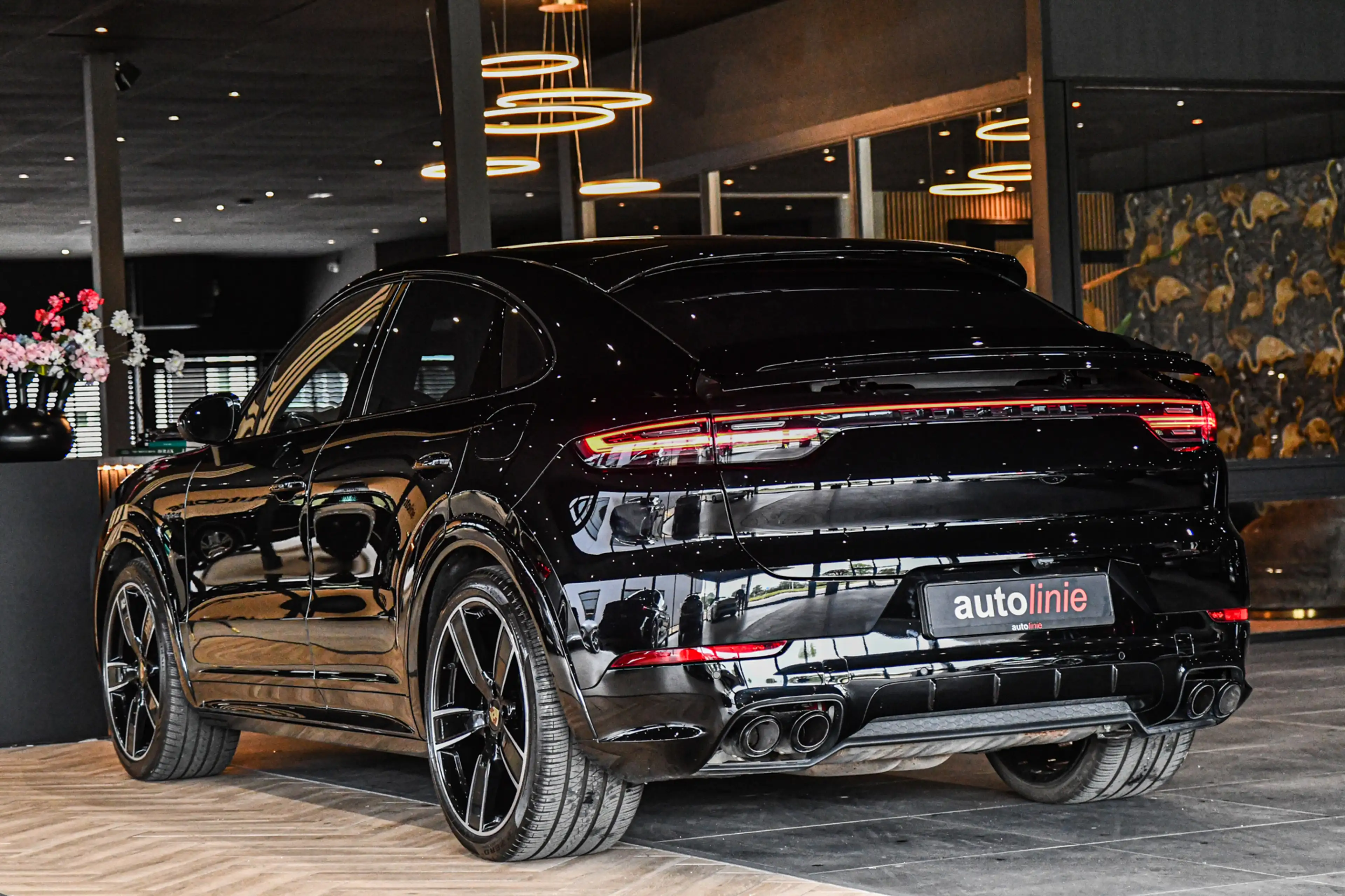 Porsche Cayenne Coupé 3.0 E-Hybrid Sport Design Platinum, Chrono, — photo 3