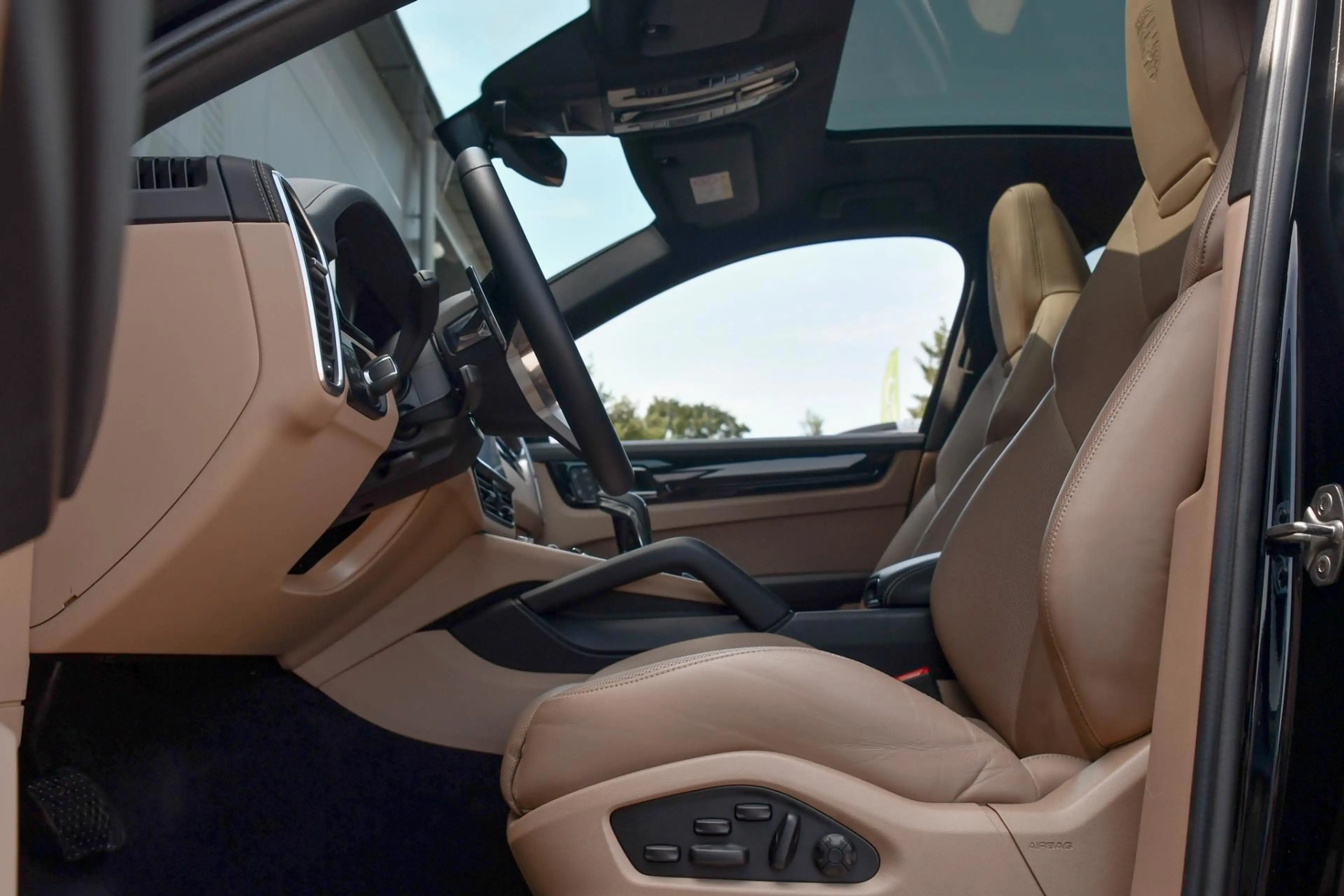 Porsche Cayenne Coupé 3.0 E-Hybrid Sport Design Platinum, Chrono, — photo 10