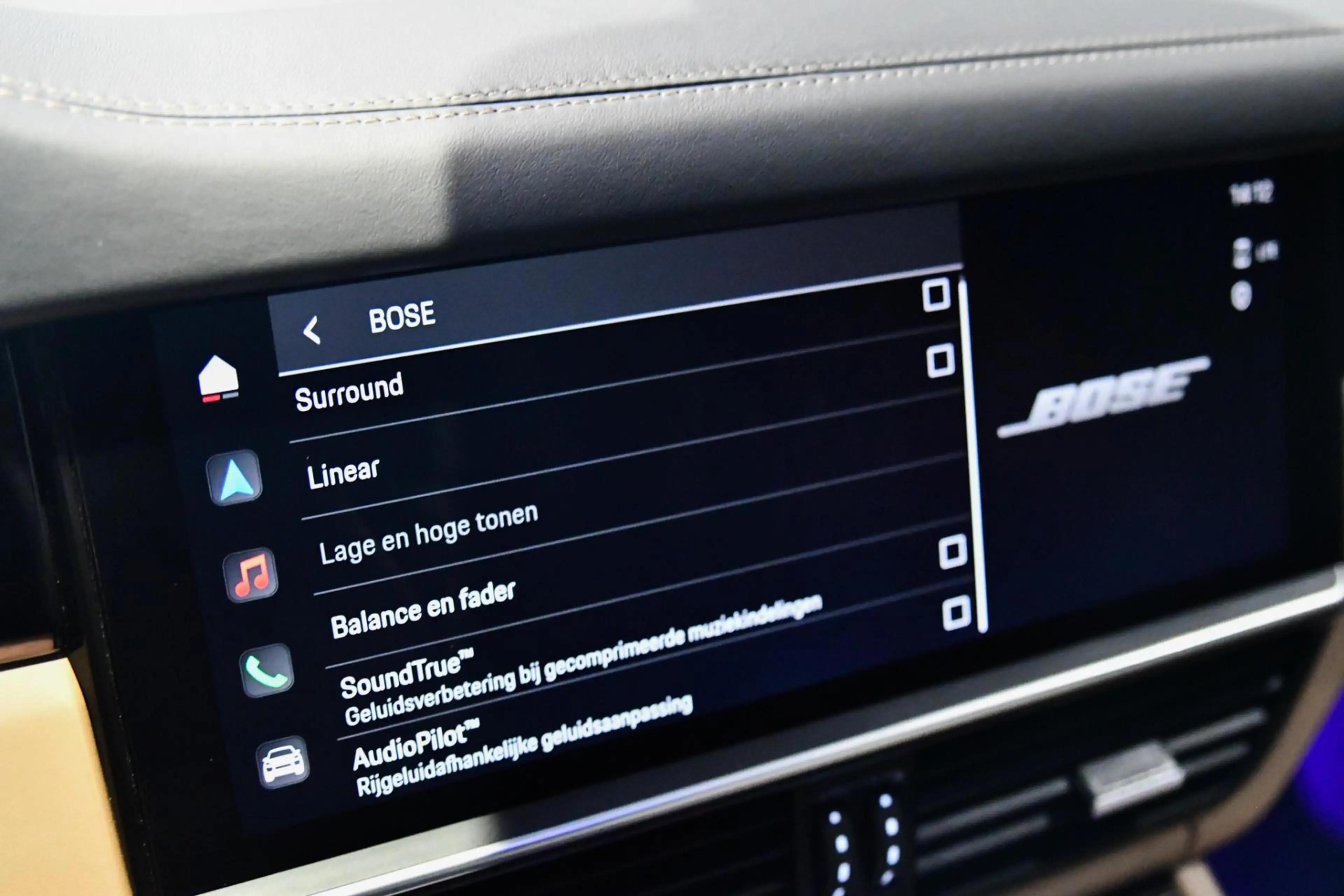 Porsche Cayenne Coupé 3.0 E-Hybrid Sport Design Platinum, Chrono, — photo 48