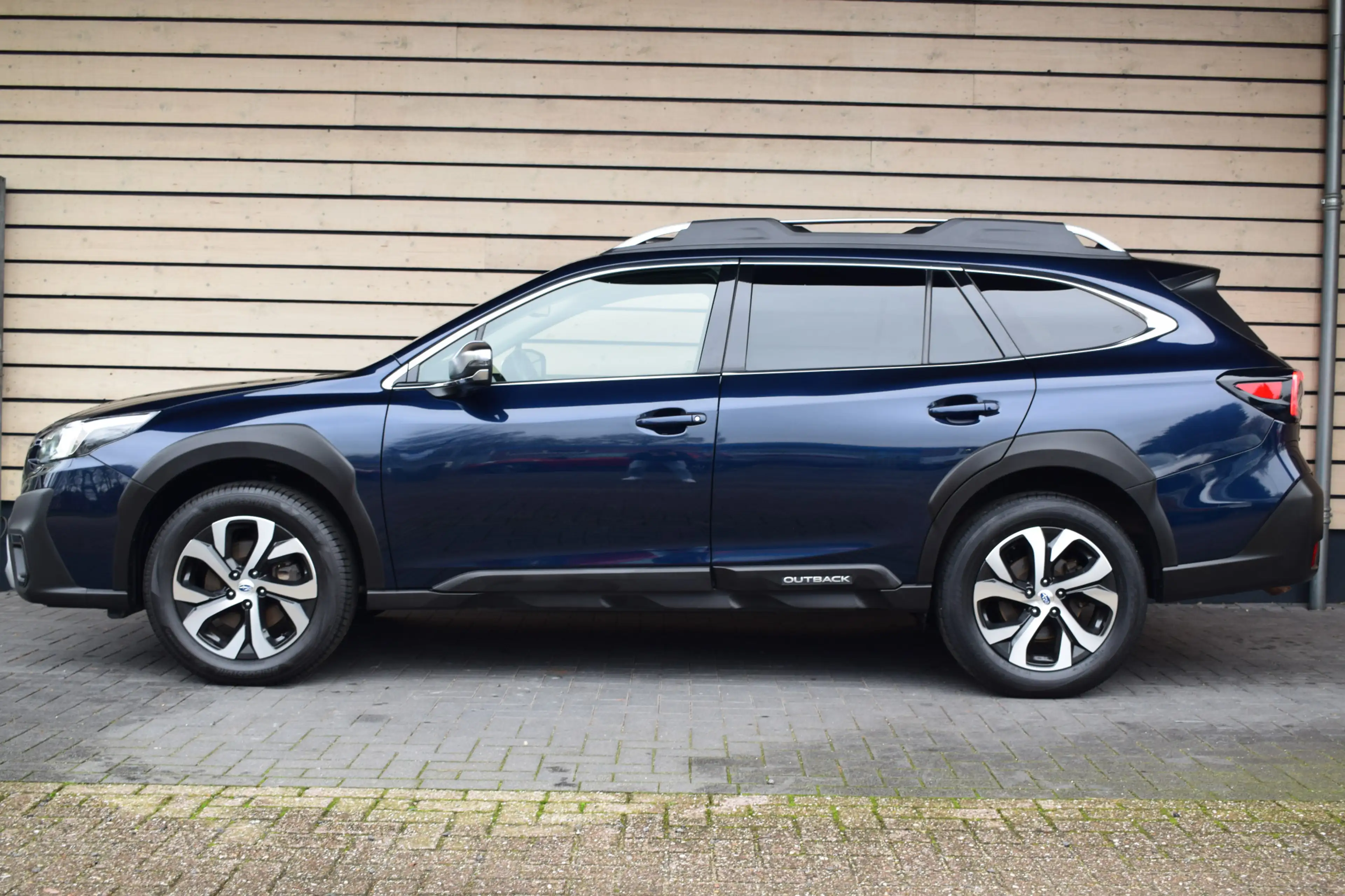 Subaru OUTBACK 2.5i AWD Premium - Dealer onderhouden — photo 3