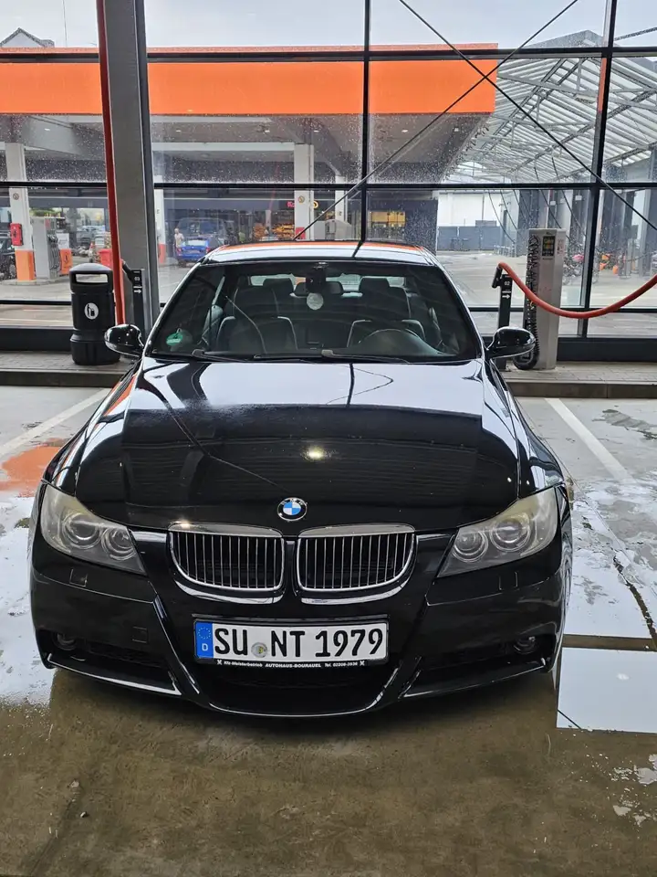 BMW 325