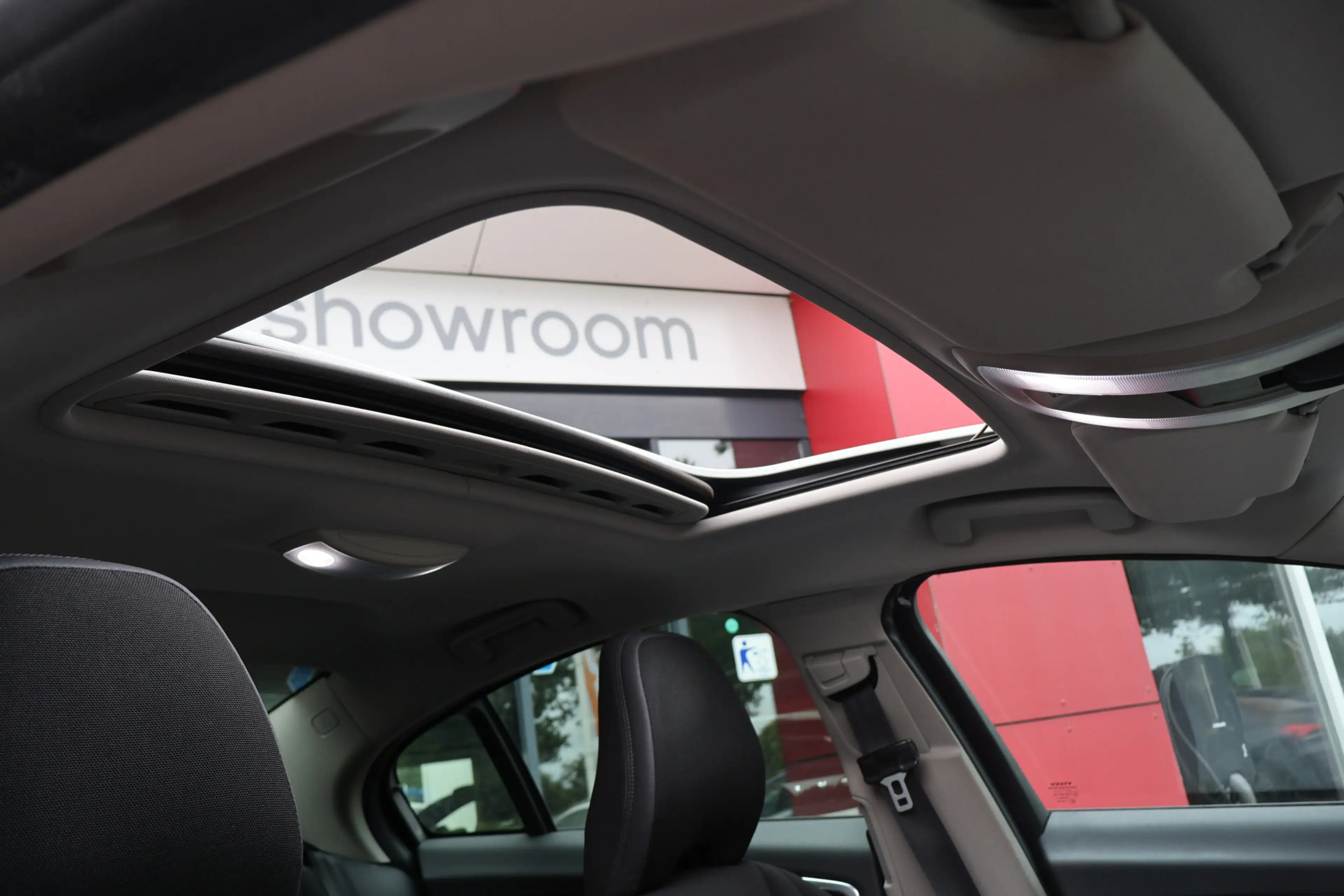 Volvo S60 2.0T Intro Edition | Origineel NL | Schuif -/ kant — photo 6