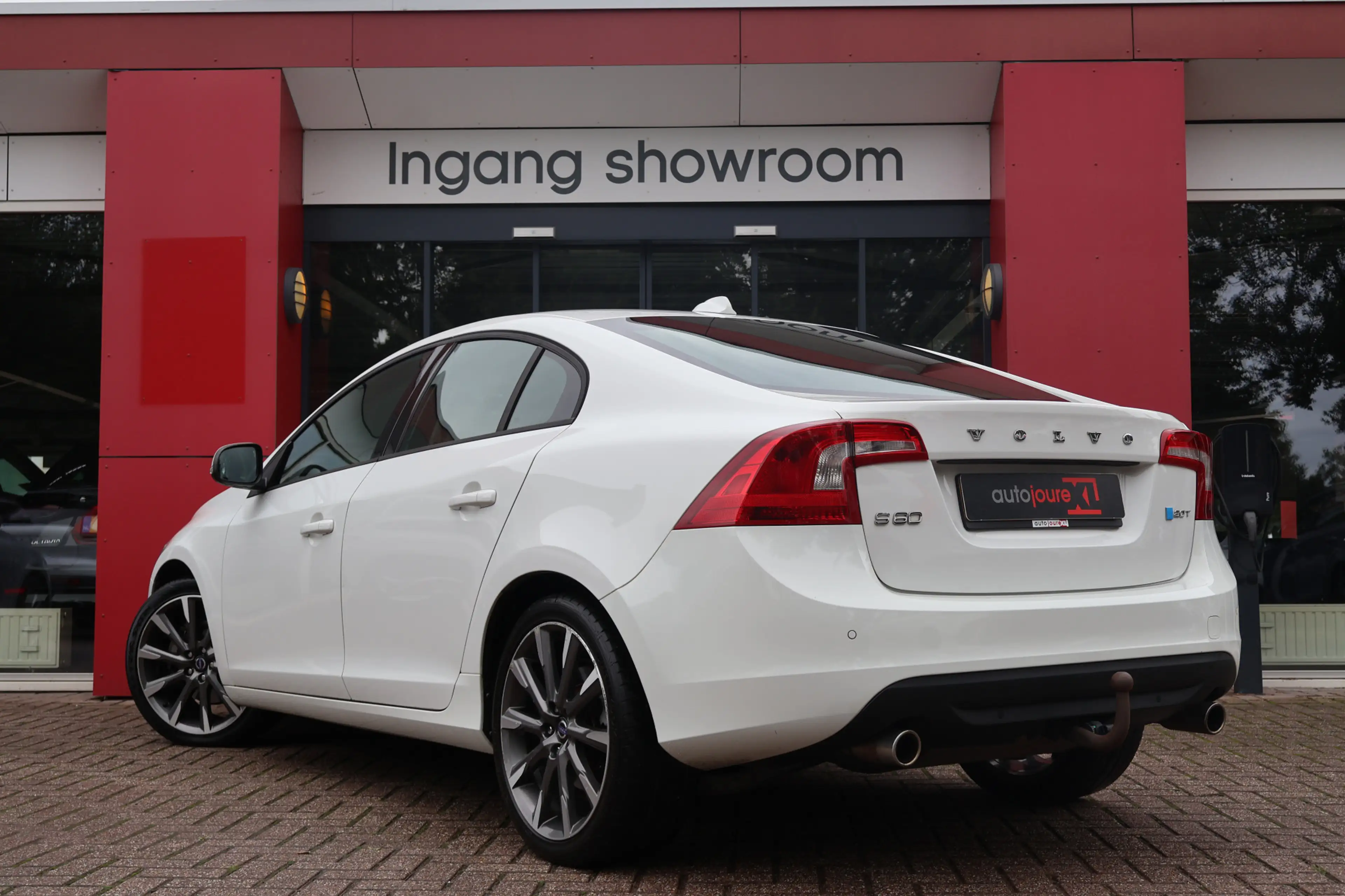 Volvo S60 2.0T Intro Edition | Origineel NL | Schuif -/ kant — photo 21