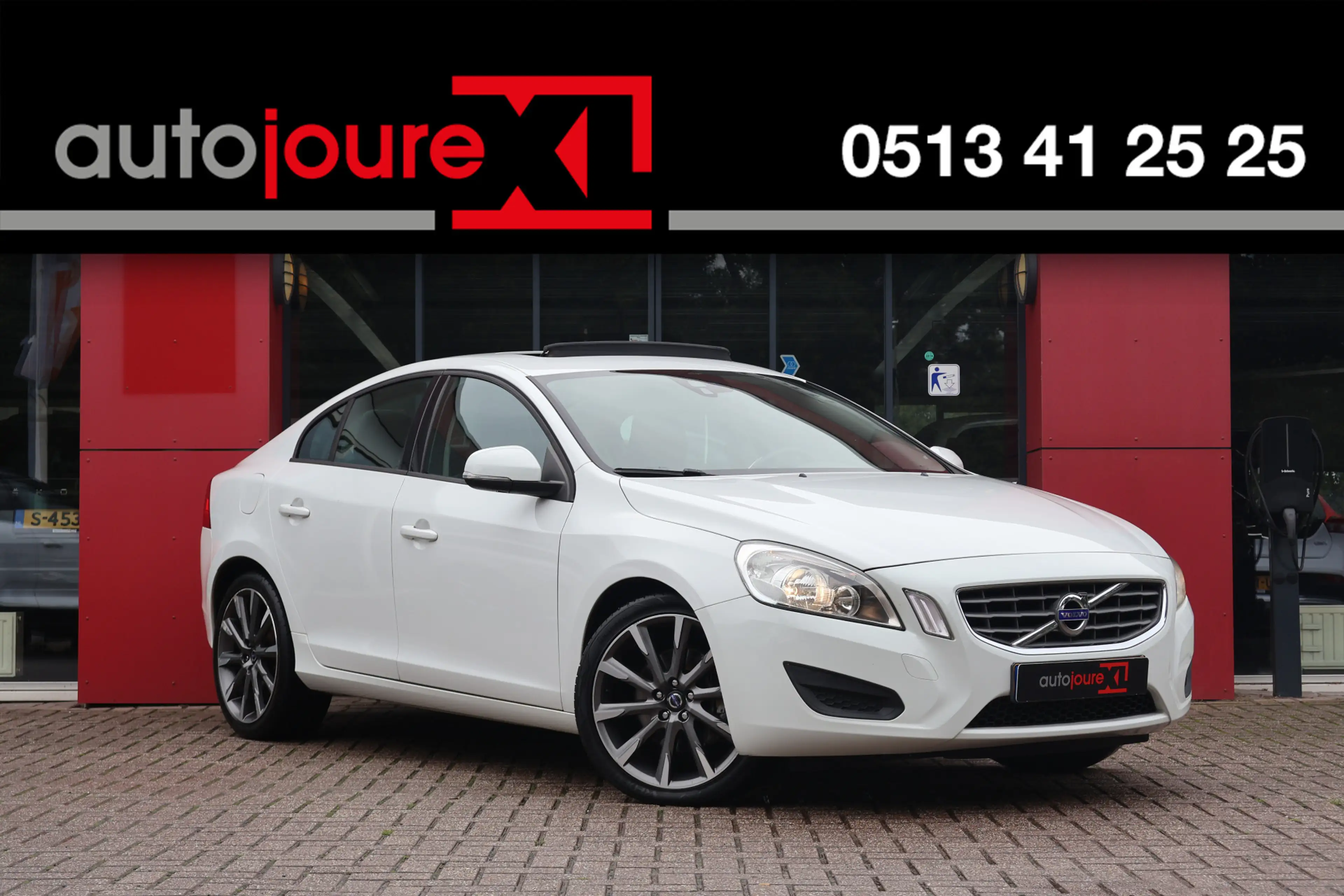 Volvo S60 2.0T Intro Edition | Origineel NL | Schuif -/ kant
