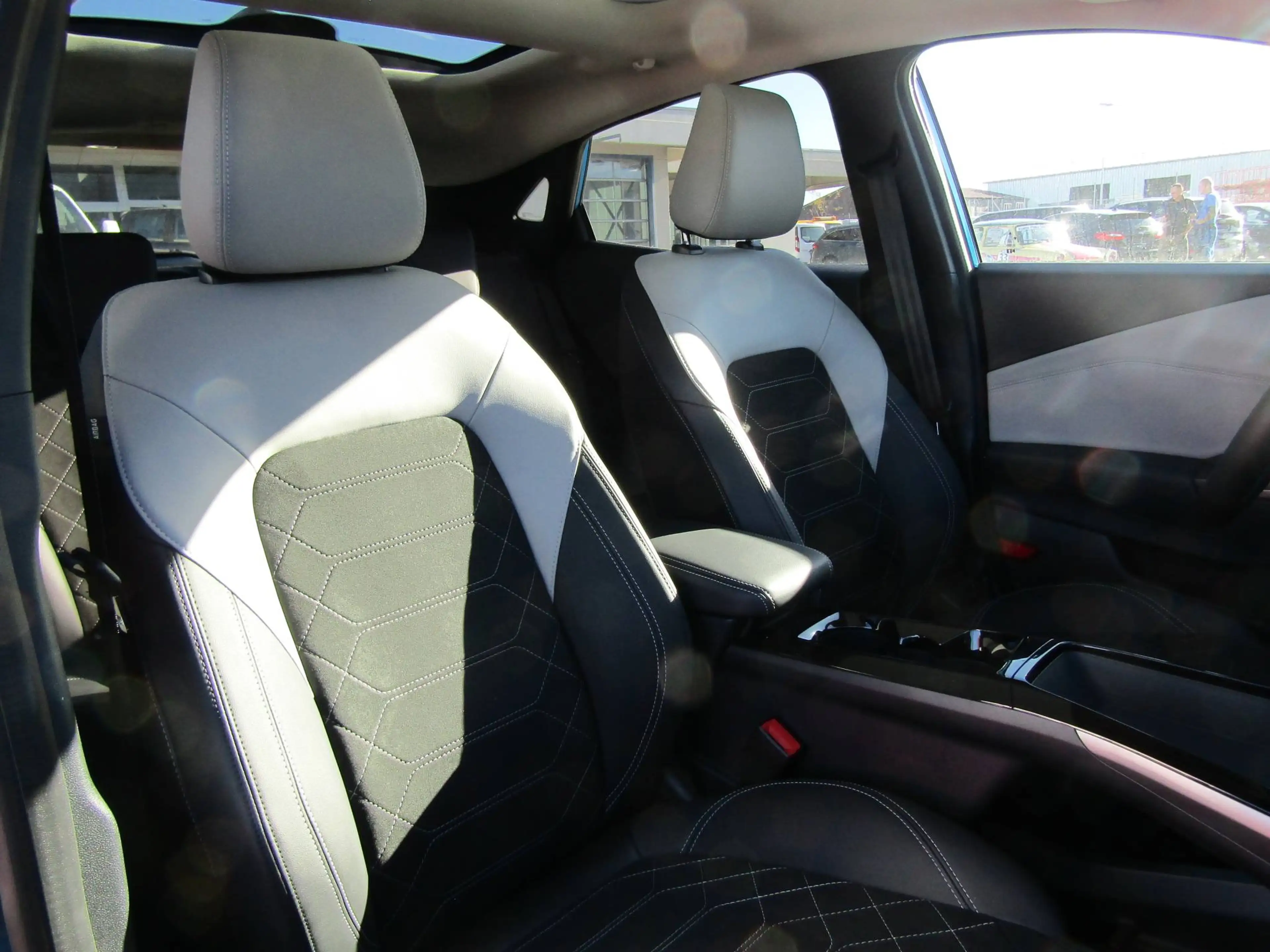 Ford Puma Gen-E Premium - AHK/Pano/ACC/TWA/Keyfree/ — photo 10