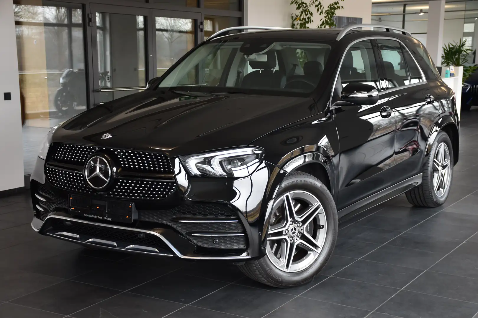 Mercedes-Benz GLE 350 GLE 350 de 4Matic 9G AMG LINE"PANO"MASSAGE"HUD"AHK Schwarz - 1