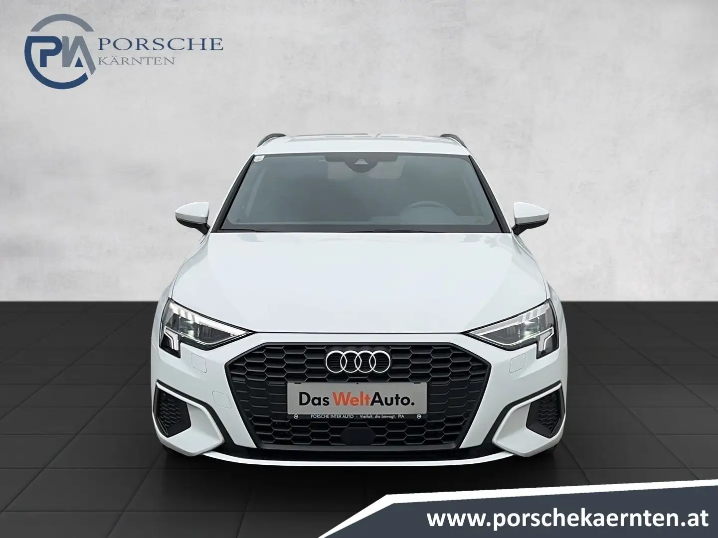 Audi A3 30 TFSI intense Wit - 2