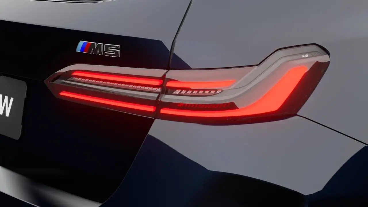 BMW M5 снимка BMW M5