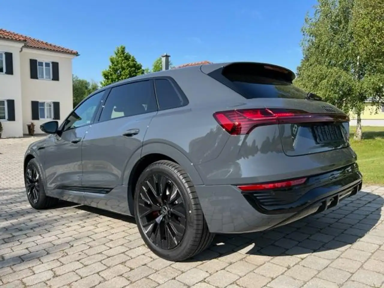 Audi Q8 e-tron