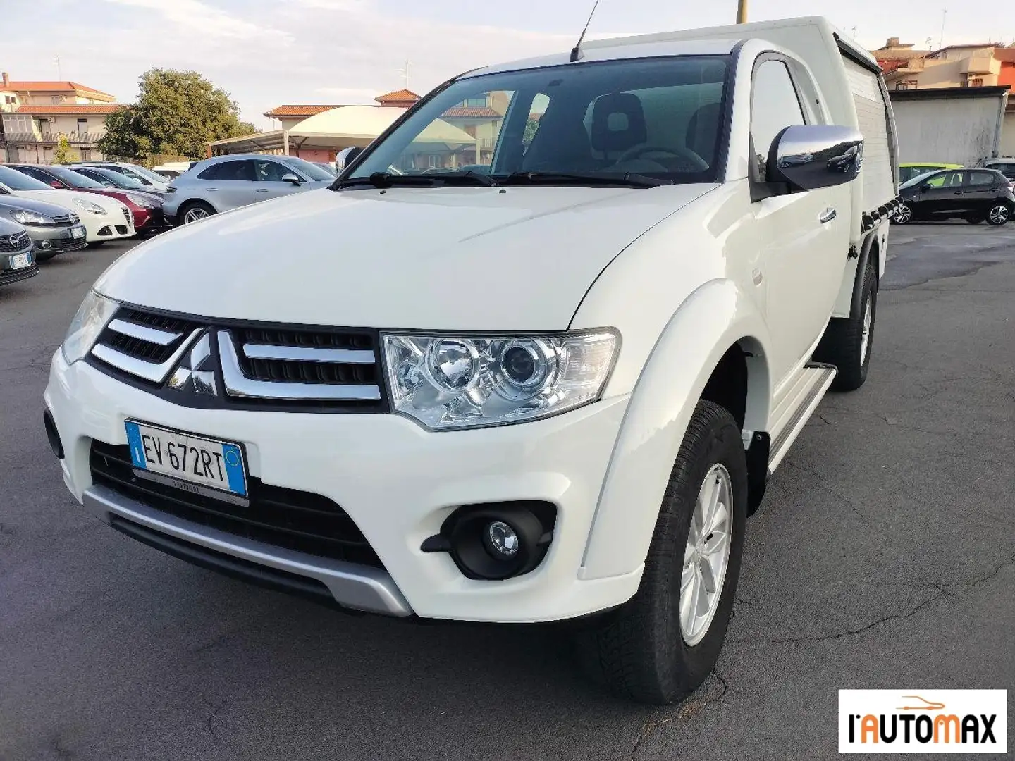 Mitsubishi L200 d.cab 2.5 di-d Intense Plus 178cv N1 Bianco - 1