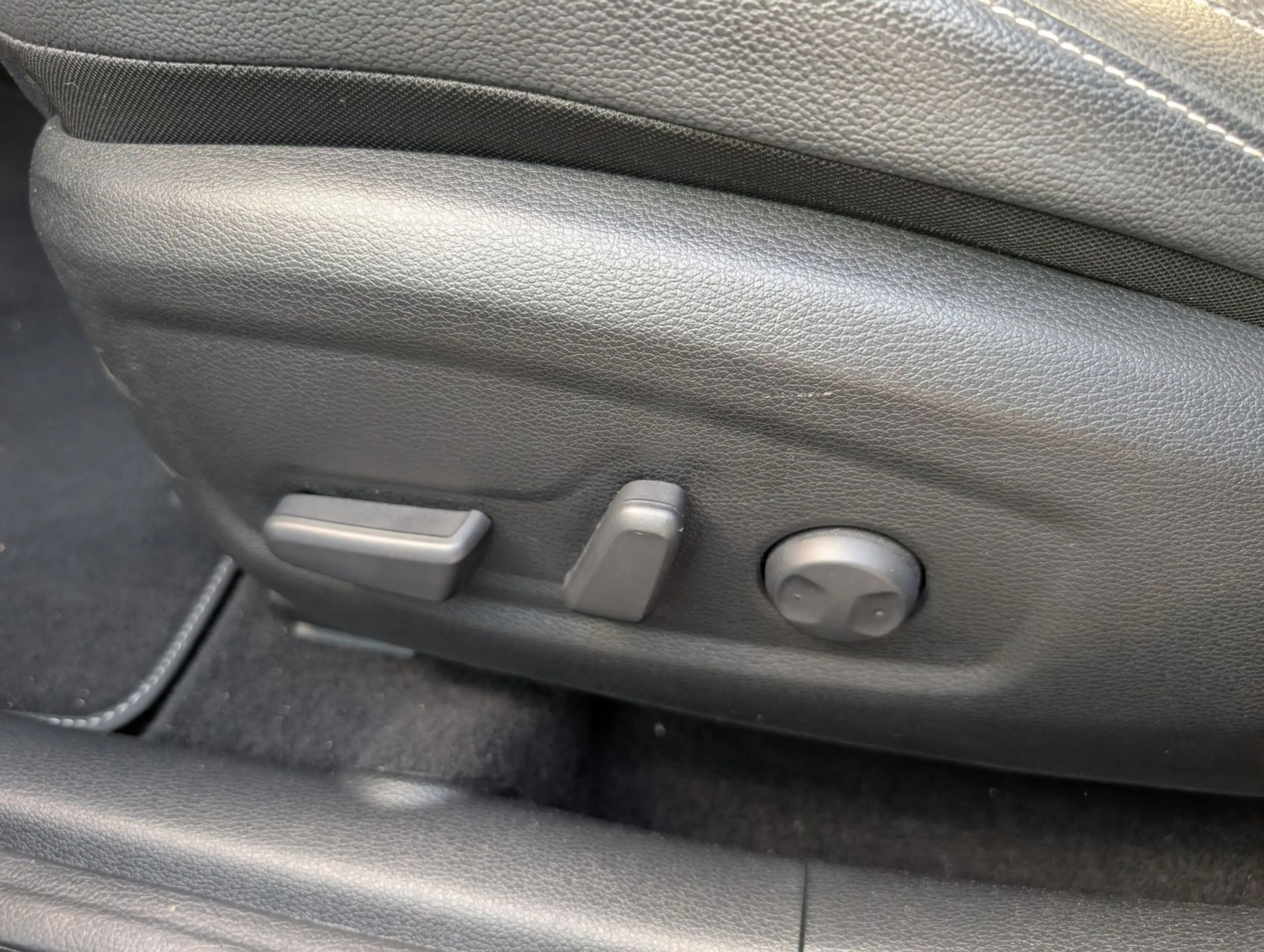 Kia Ceed SW / cee'd SW cee'd 1.4-T SW SPIRIT 2019 AUTOMATIK LED NAVI — photo 7