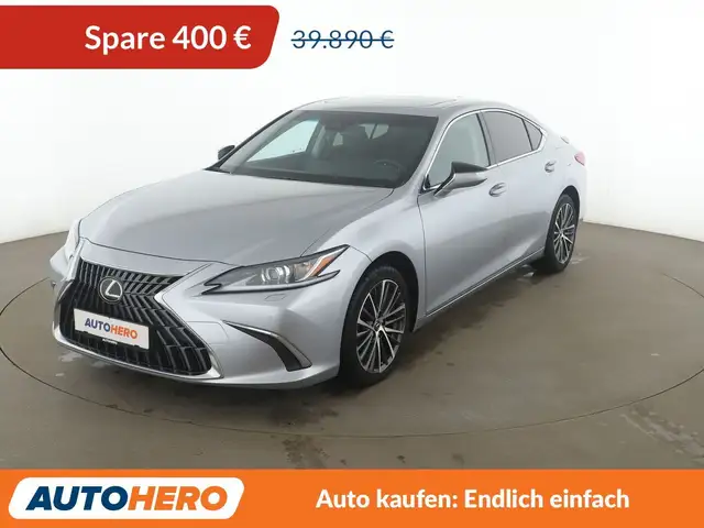 Lexus ES 300 ES 300h Business Aut.*NAVI*LED*TEMPO*CAM*PDC*SHZ*