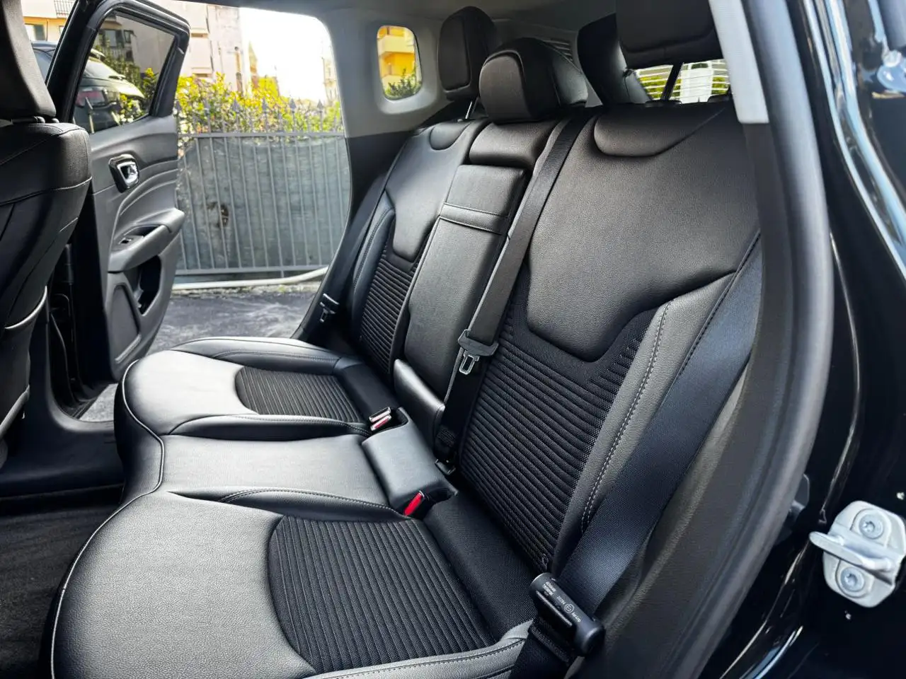 Jeep Compass 1.3 T4 190CV PHEV 4XE LIMITED+NAV+PELLE+R.CAM+LED!, миниатюра 11