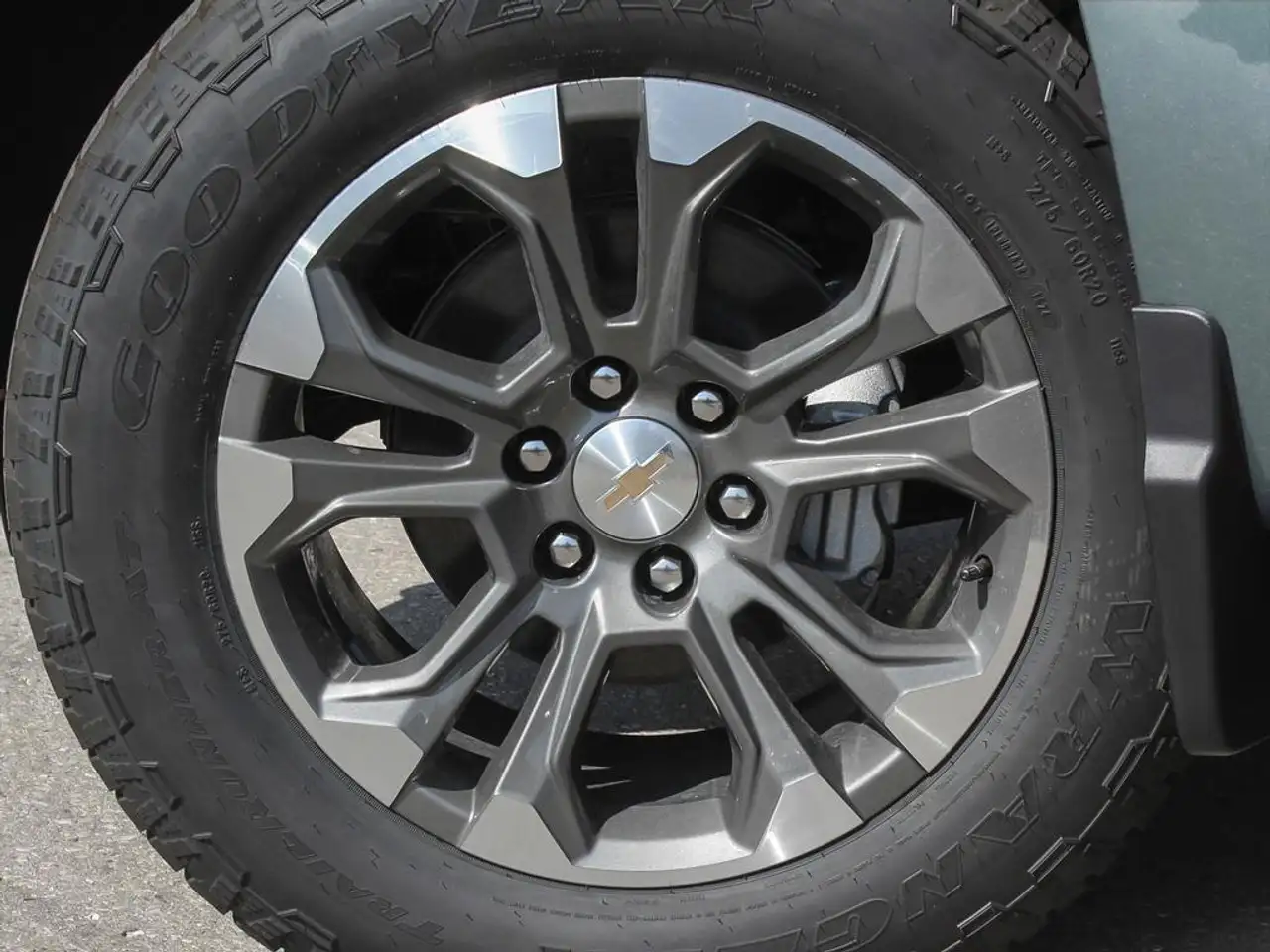 Chevrolet Silverado 1500 снимка Chevrolet Silverado 1500