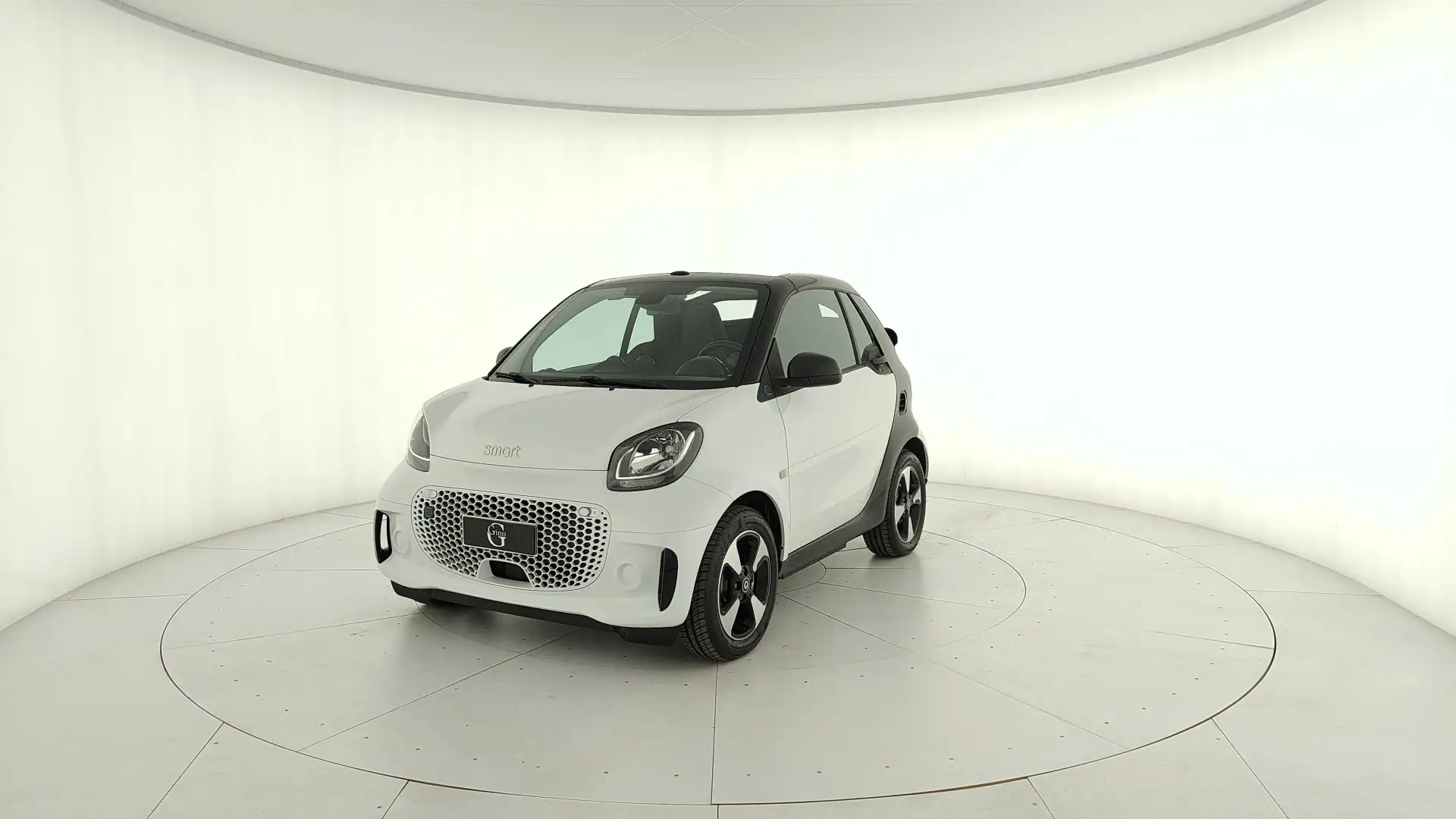 smart forTwo Cabrio eq Pulse 22kW Bianco - 1