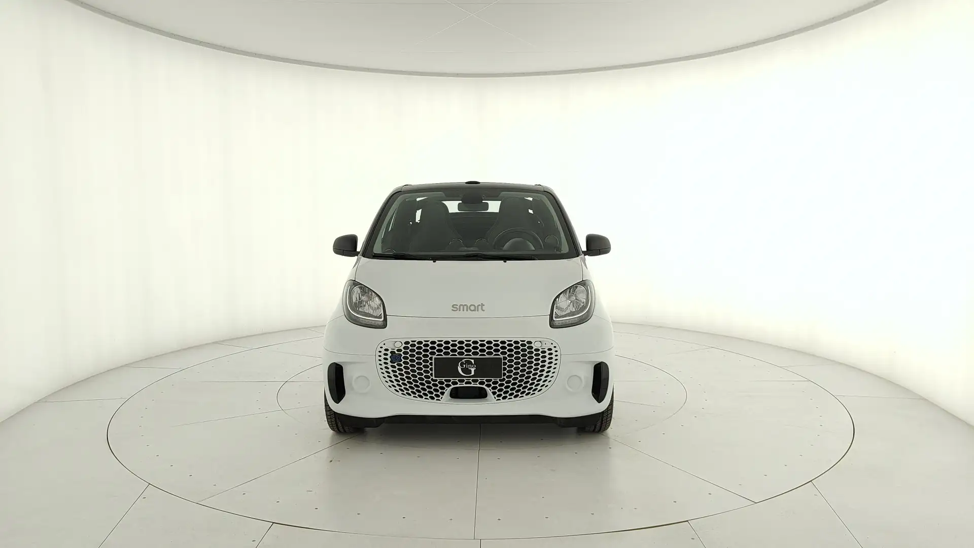 smart forTwo Cabrio eq Pulse 22kW Bianco - 2