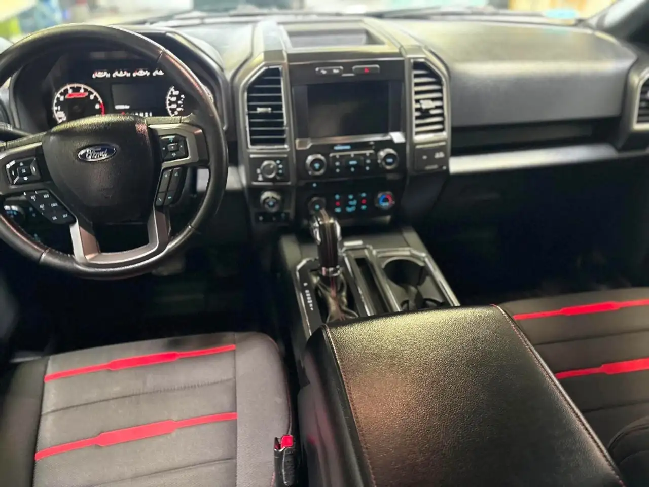 Ford F 150 снимка Ford F 150