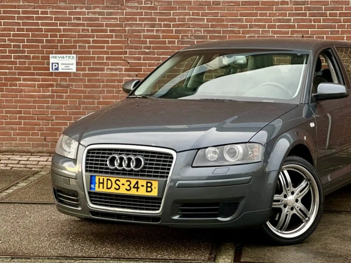 Audi A3 Sportback 2.0 FSI Pro L. |Clima |CruiseC |Nieuwe A Grau - 2