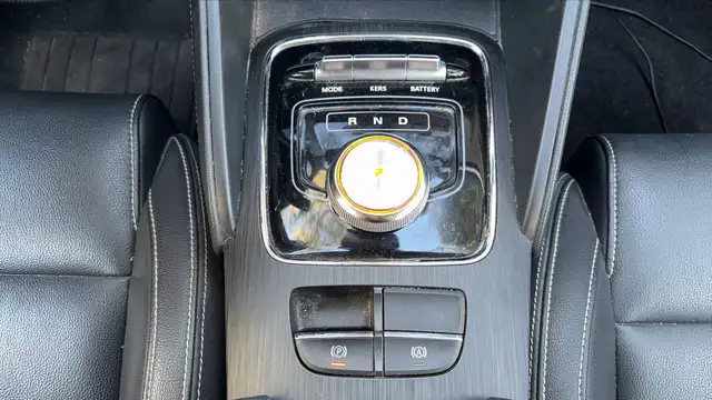 MG ZS view 27